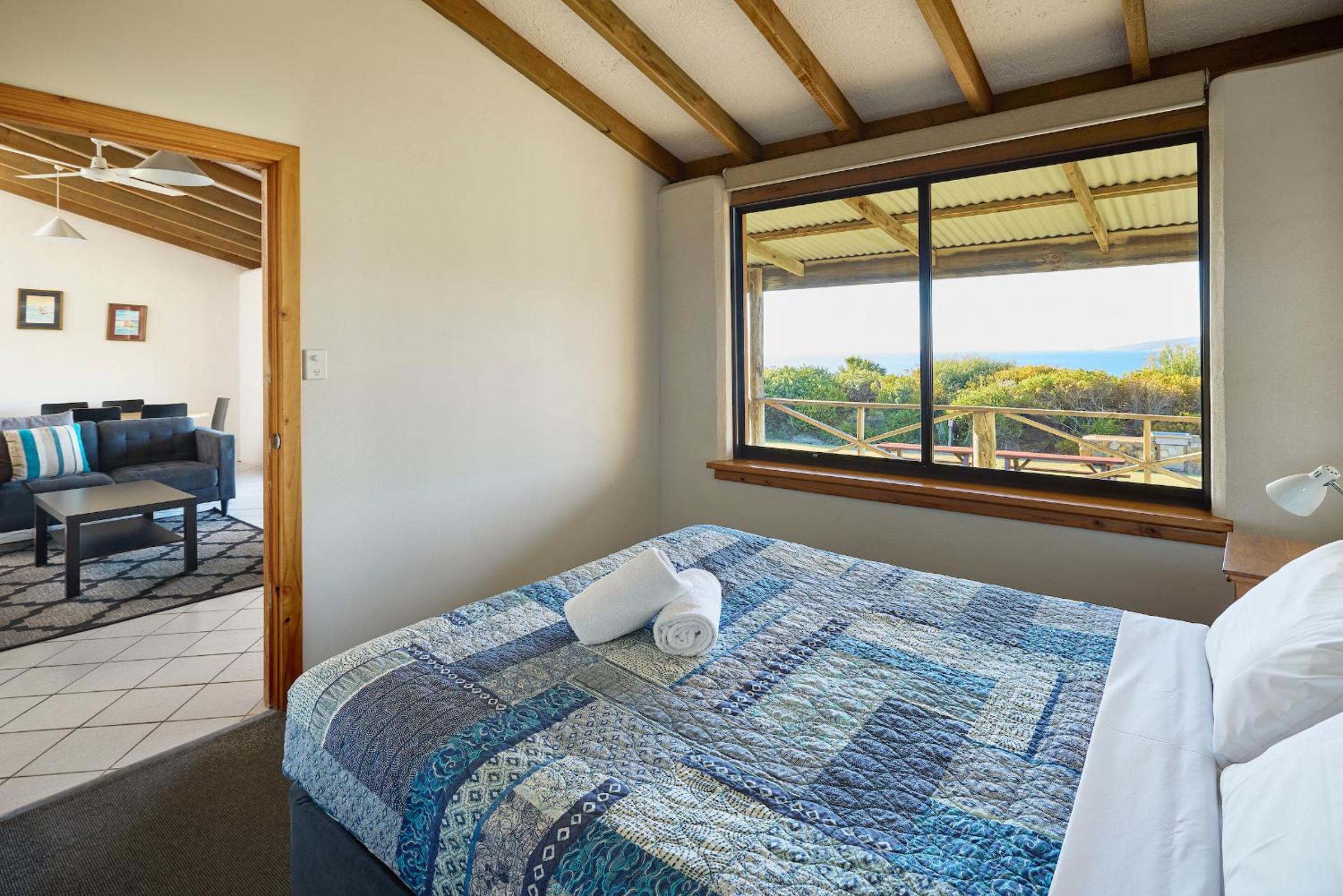 Chandlers Smiths Beach Villas