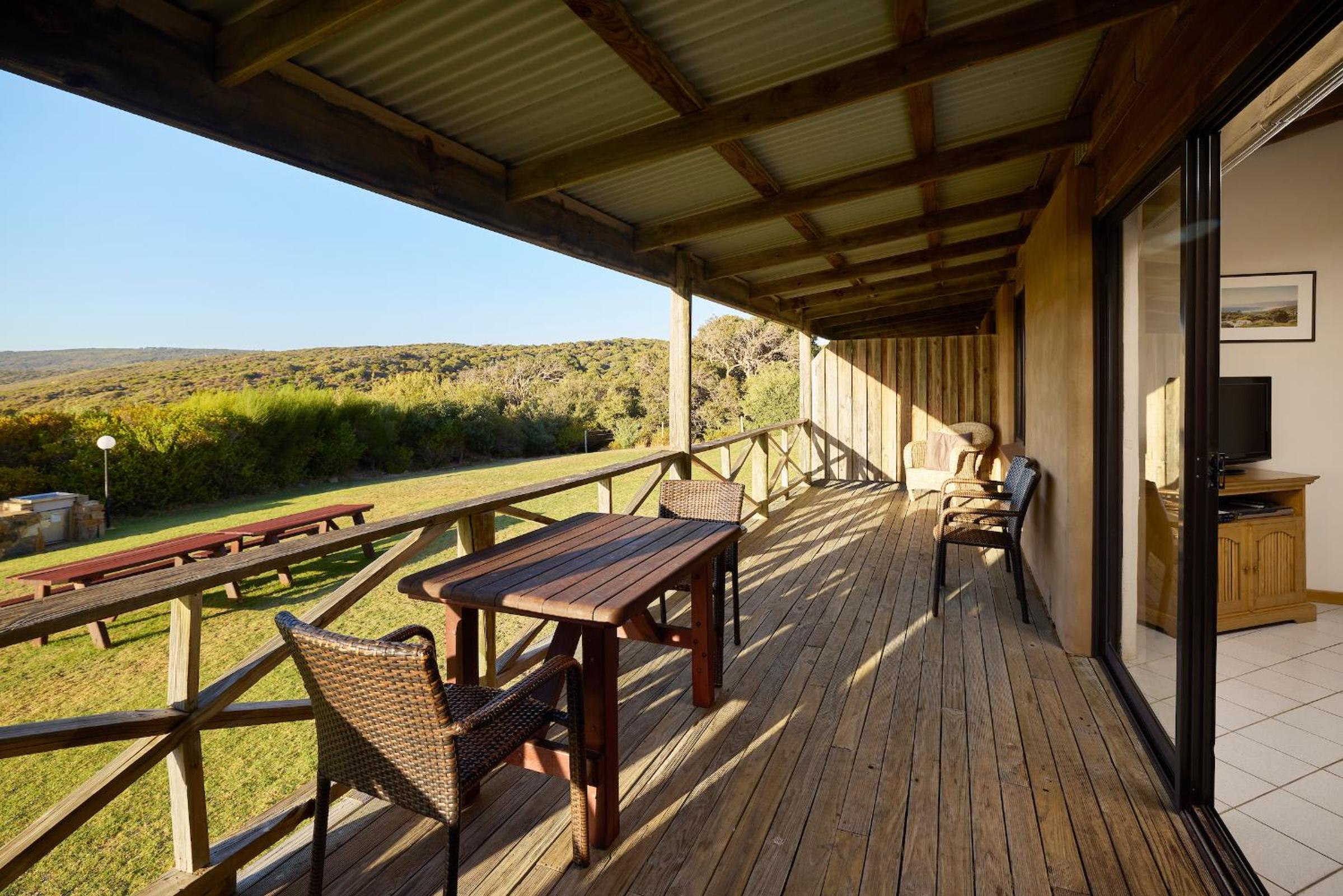 Chandlers Smiths Beach Villas