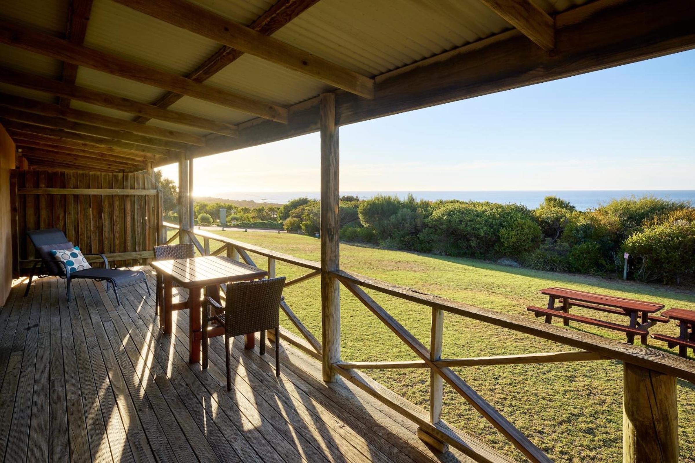Chandlers Smiths Beach Villas