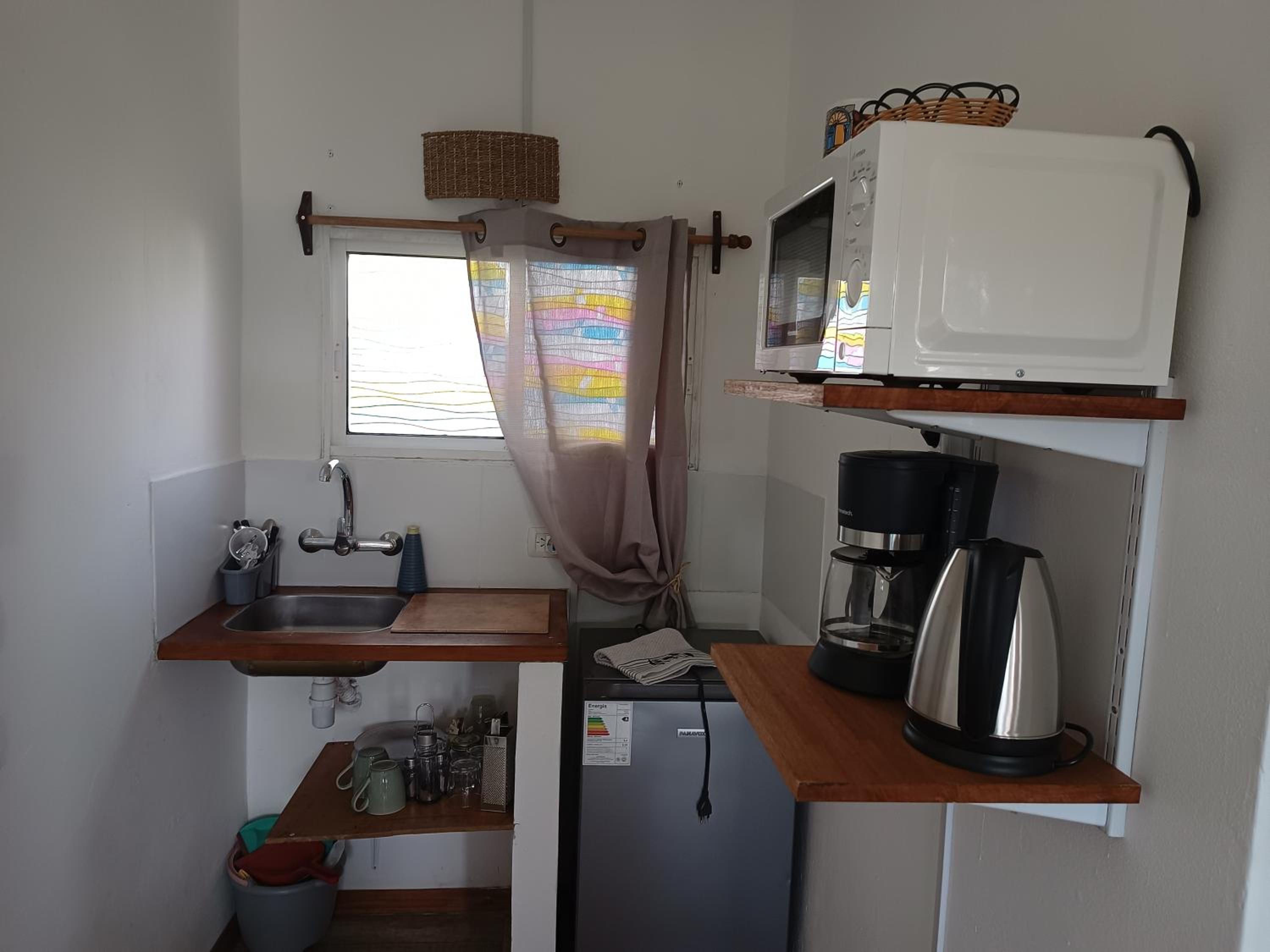 Apartamento 5 Para 3 Equipado básico, Lindo para descansar y trabajar view 5