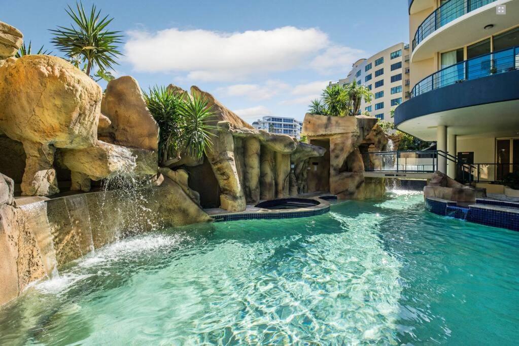8th Floor Ocean View Landmark Resort Mooloolaba