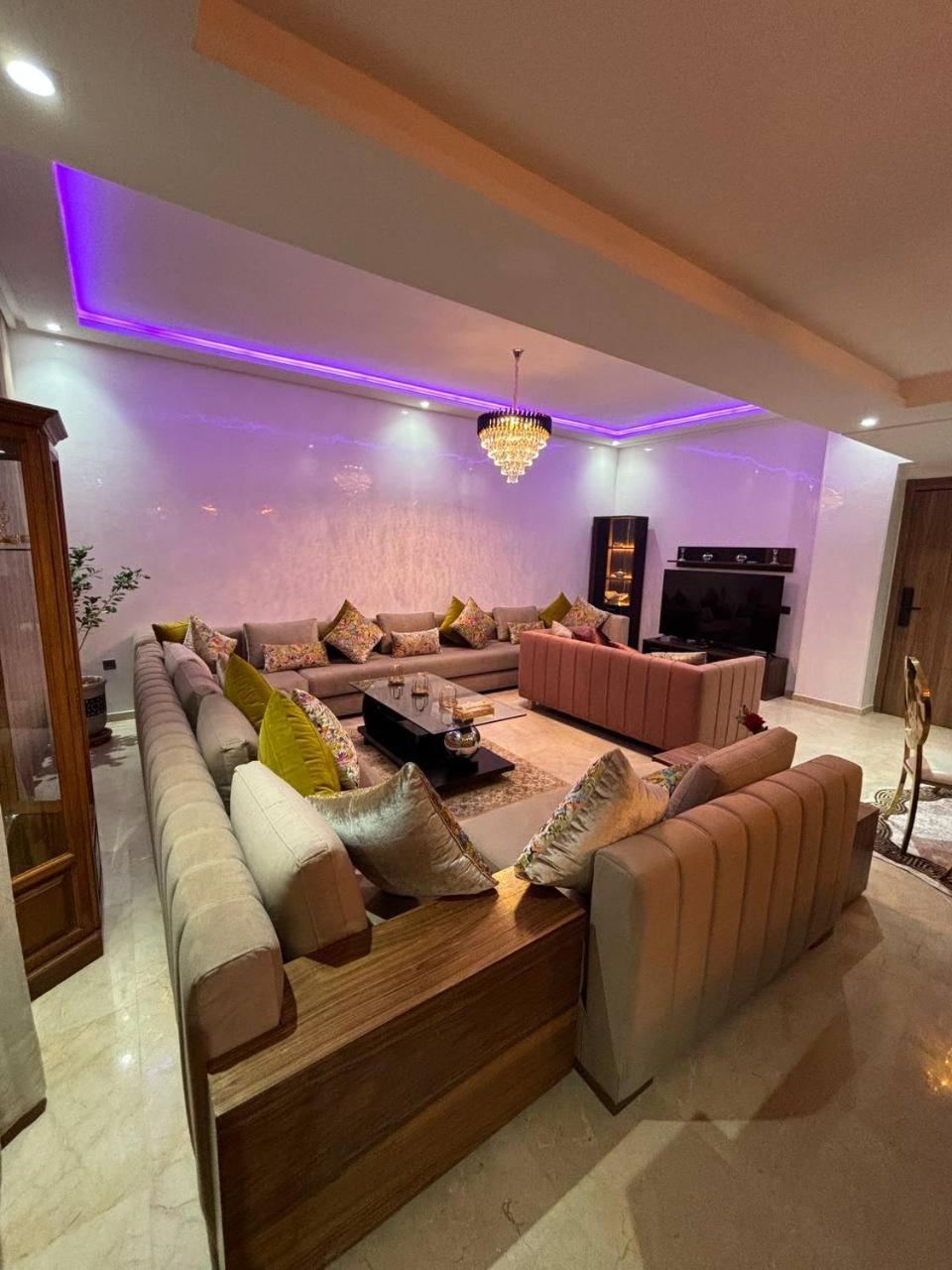 Luxueux Duplex 3 Chambres piscine,terrasse Hivernage Centre Marrakech view 3