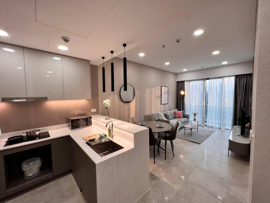 Luxury Condo In D1 Saigon