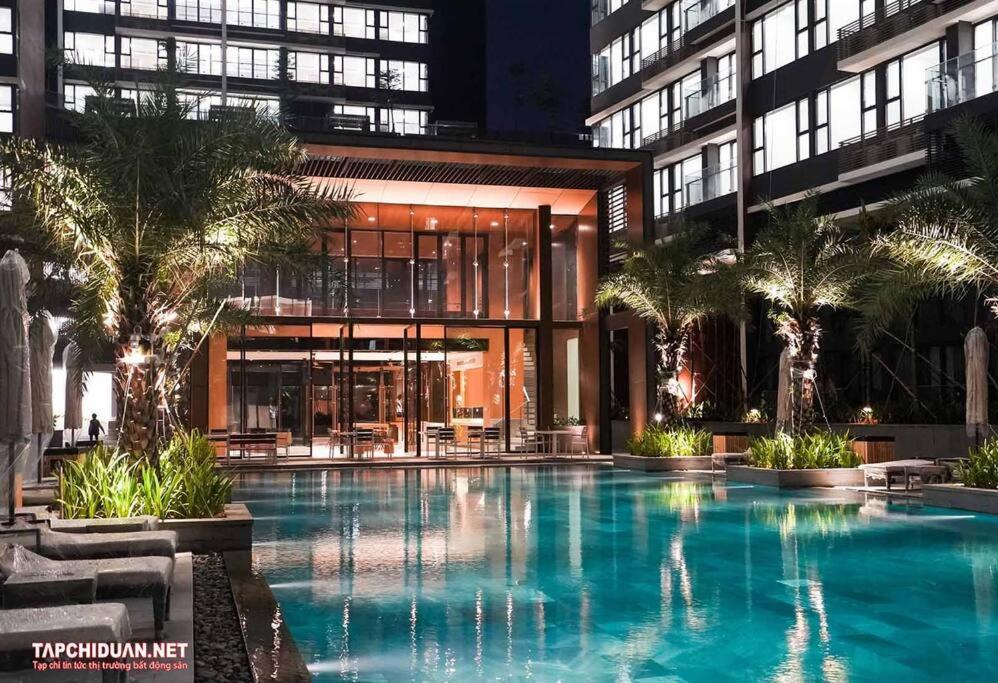 Luxury Condo In D1 Saigon