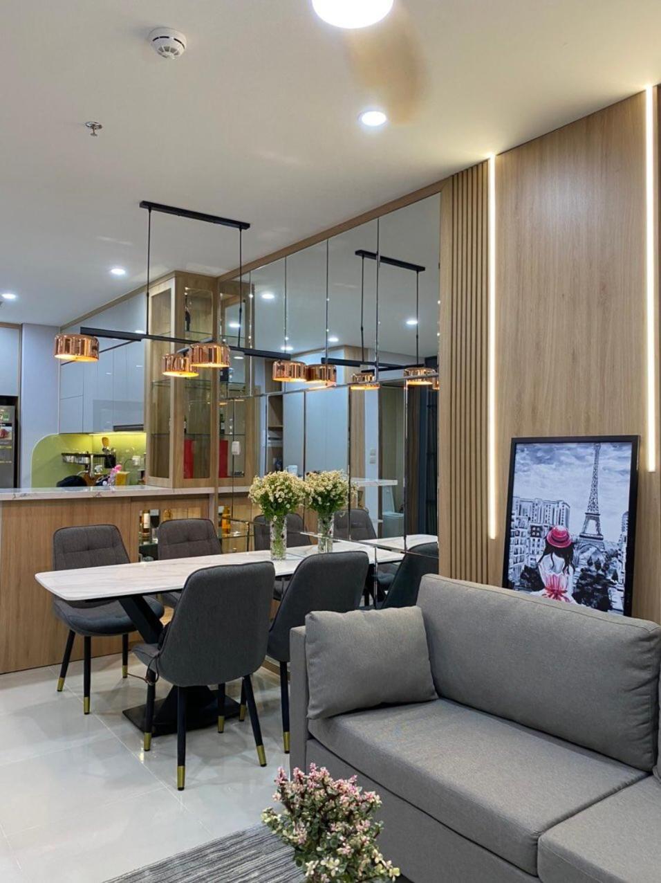 Zhome - 1,2,3 BR apartment in Ha Do Centrosa - District 10