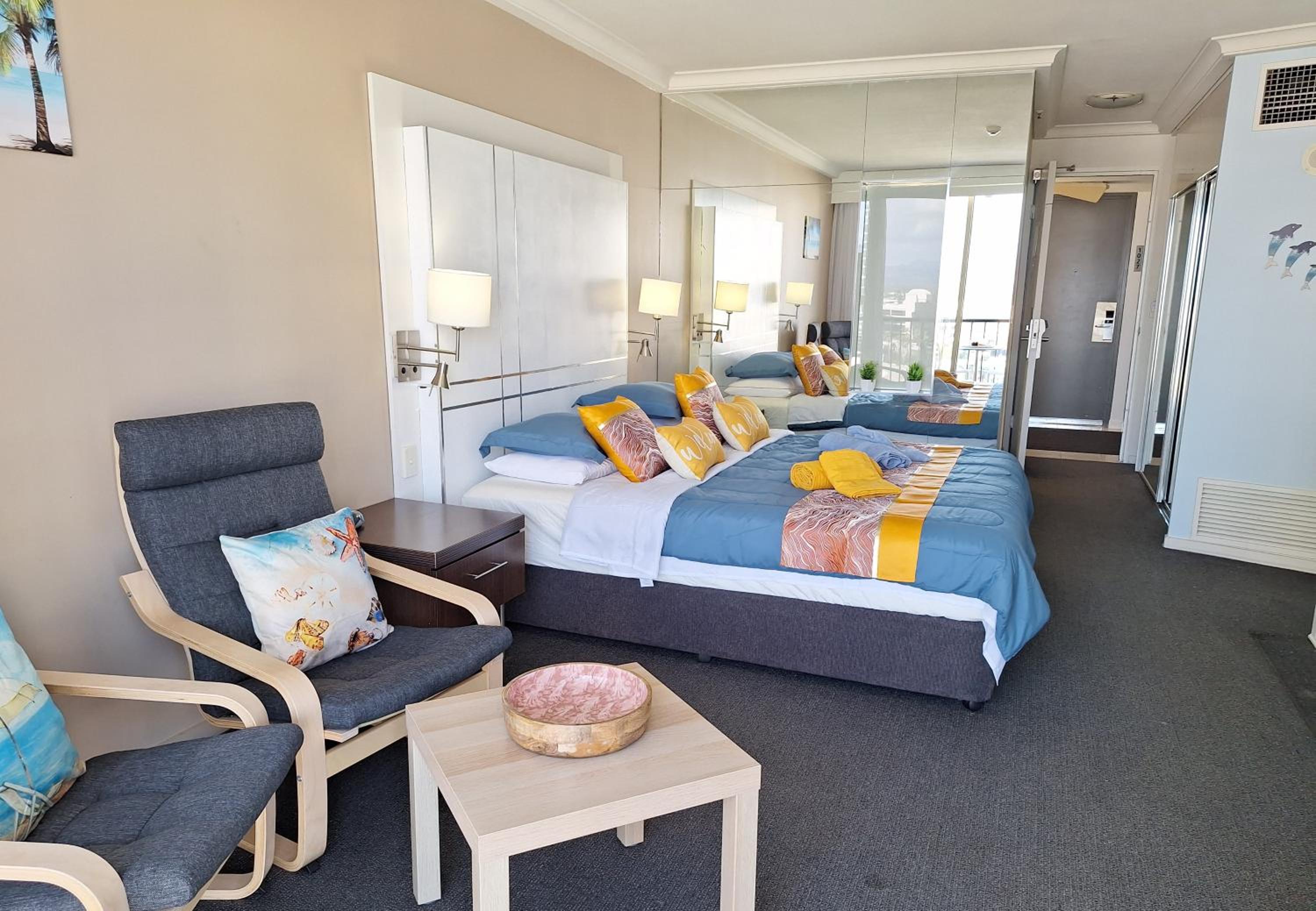Studio Apartment Mantra view 1016