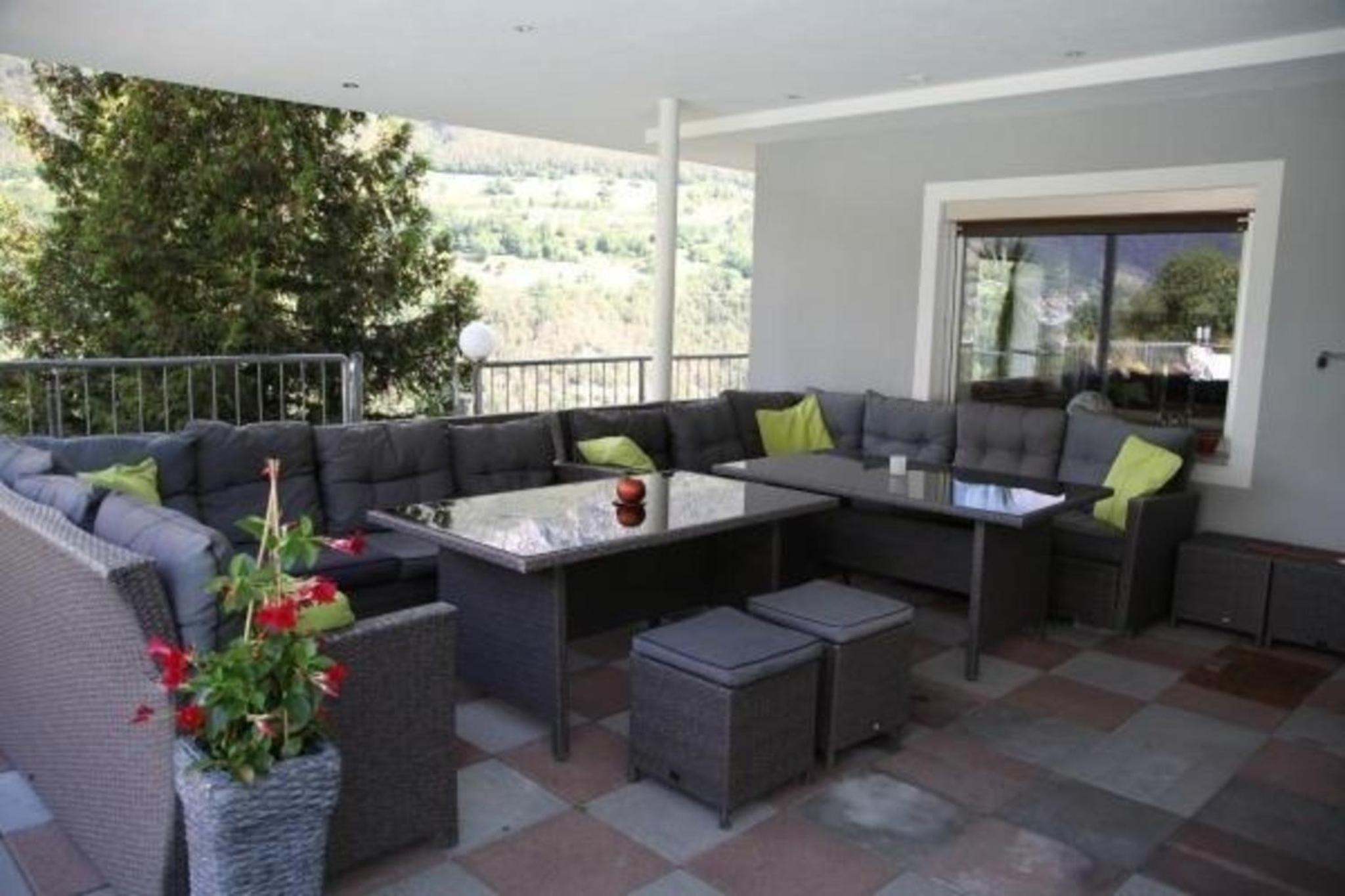 Komfortables Ferienhaus In Landeck Mit Pool