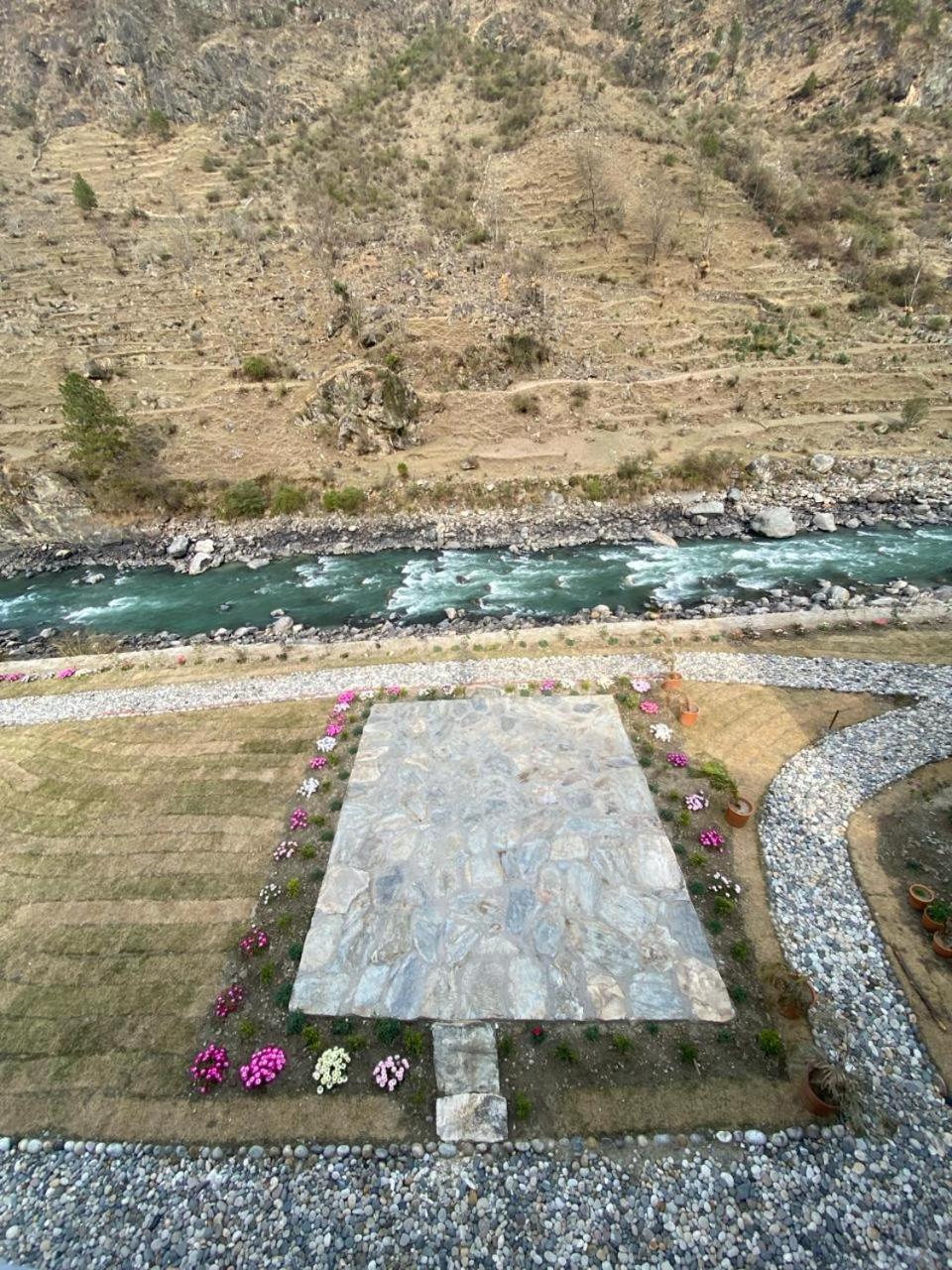 Photo 21