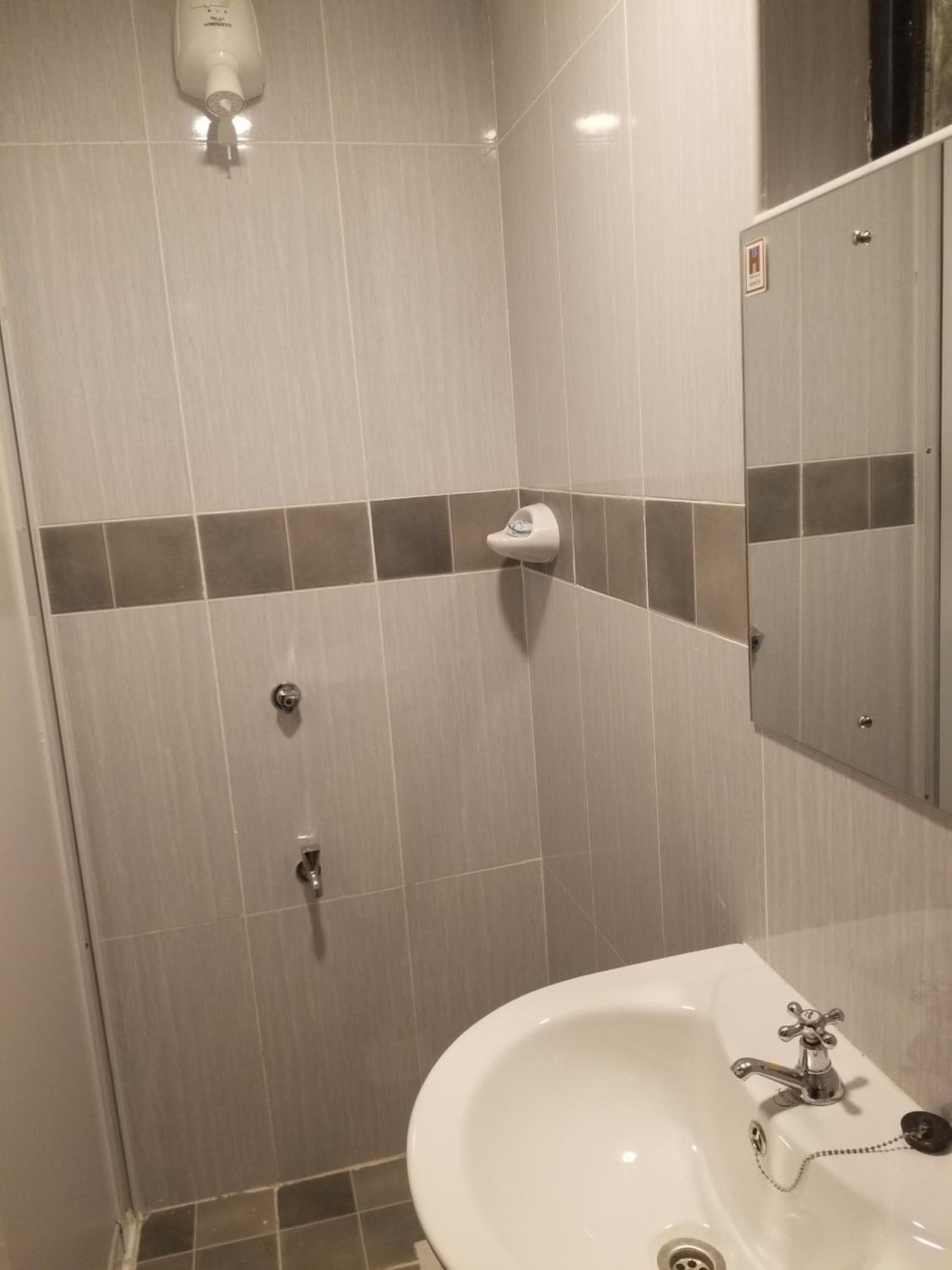 7 Days Holiday Inn view 4