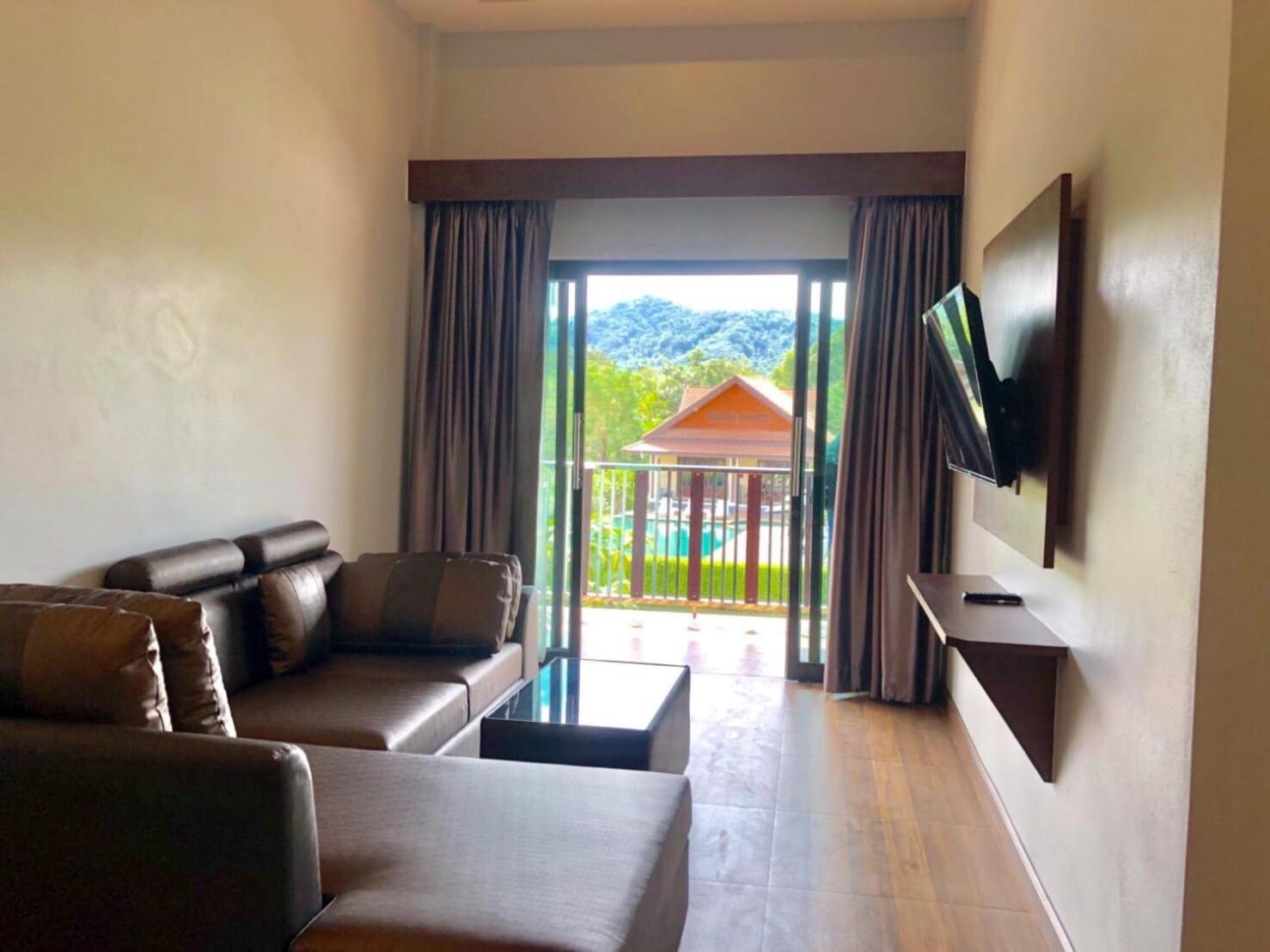 Oscar Villa Aonang Krabi