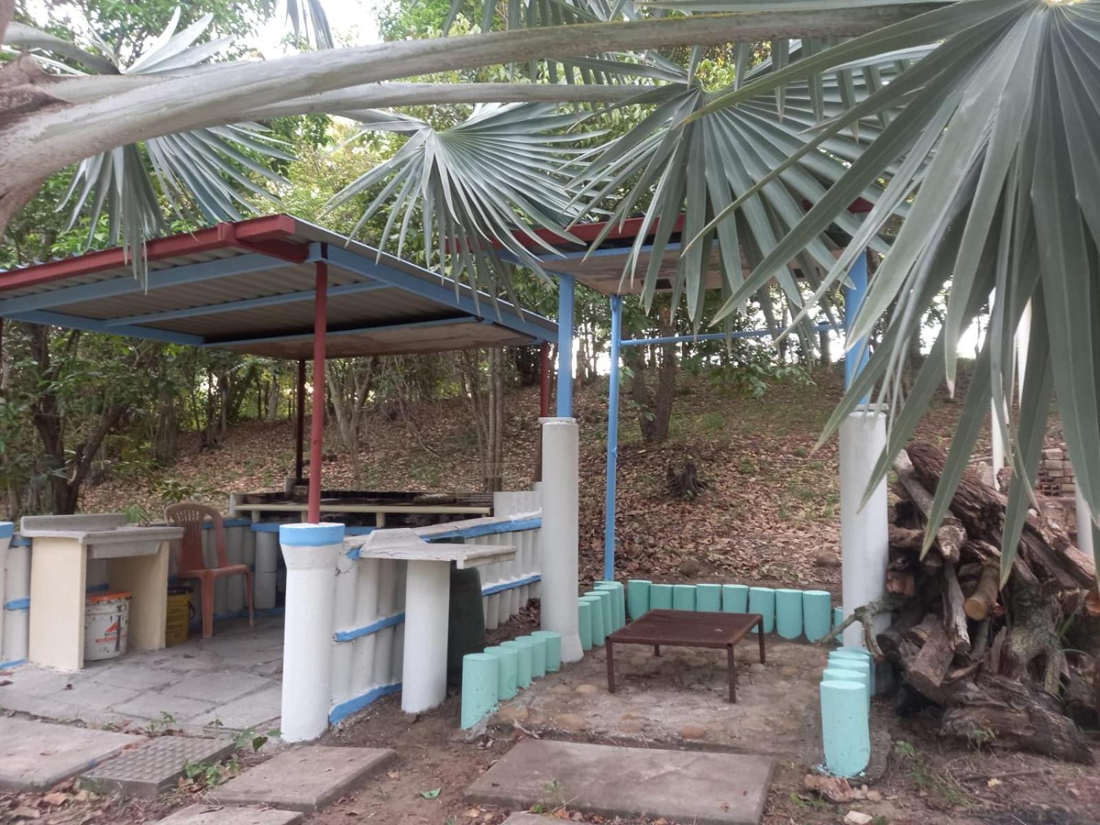 Finca Las 2 Puertas en Agua de Dios