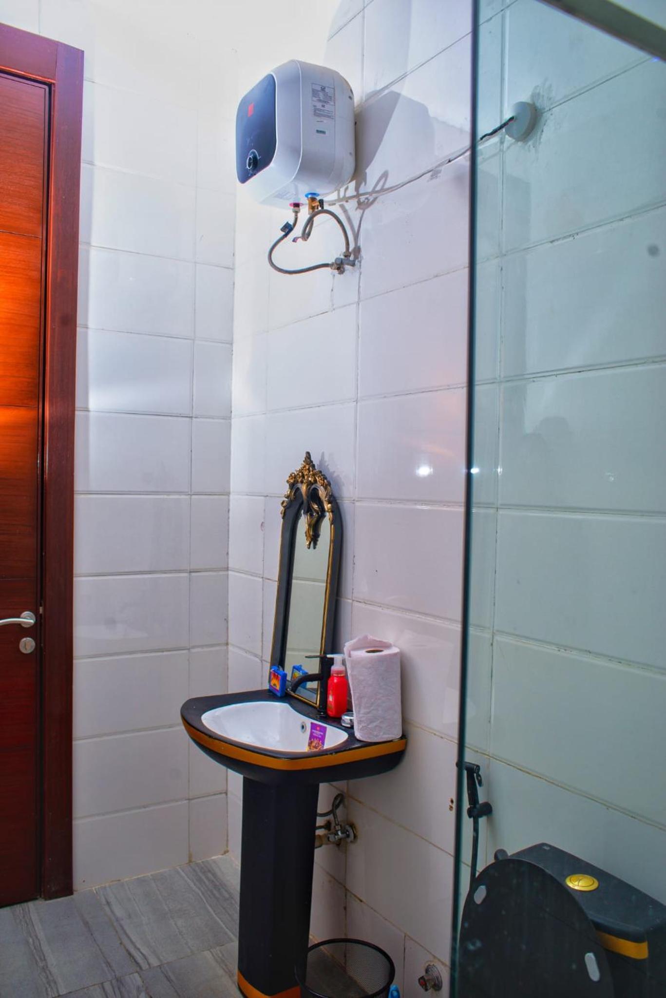 4 Bedroom Terraced Duplex for Airbnb Short Stay in Ikeja view 5