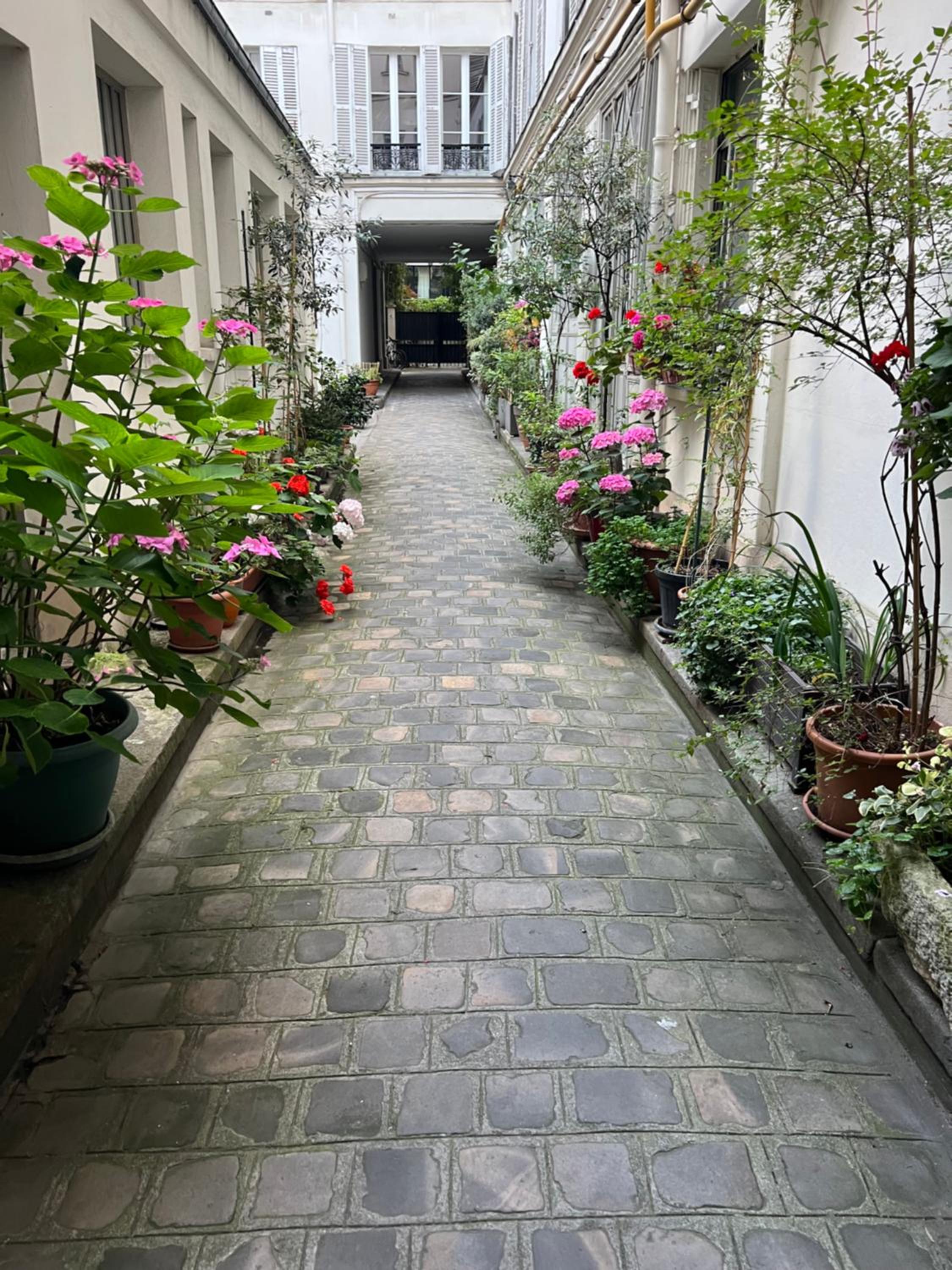 Canal Saint Martin apartments