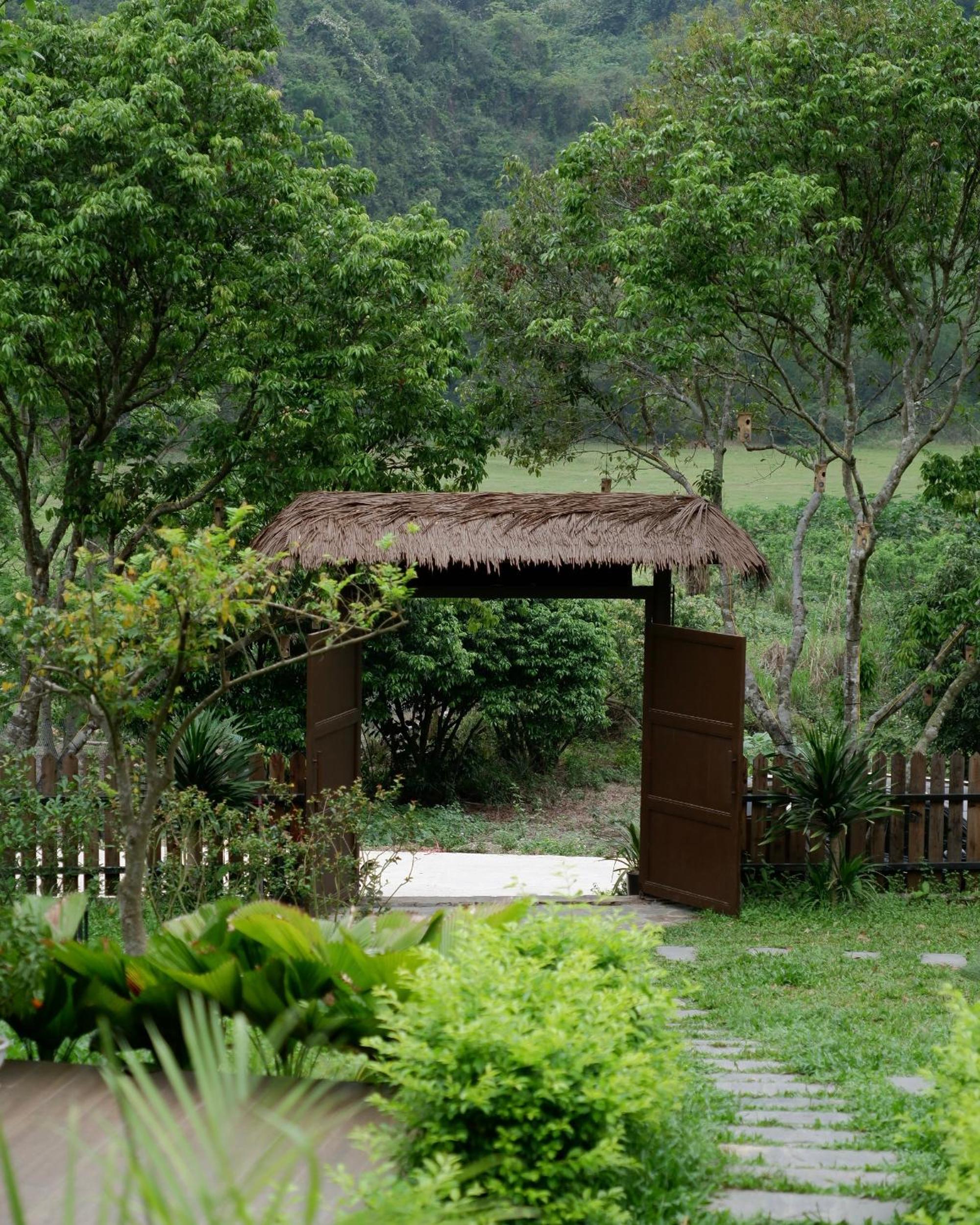 YEN Hidden Valley view 3