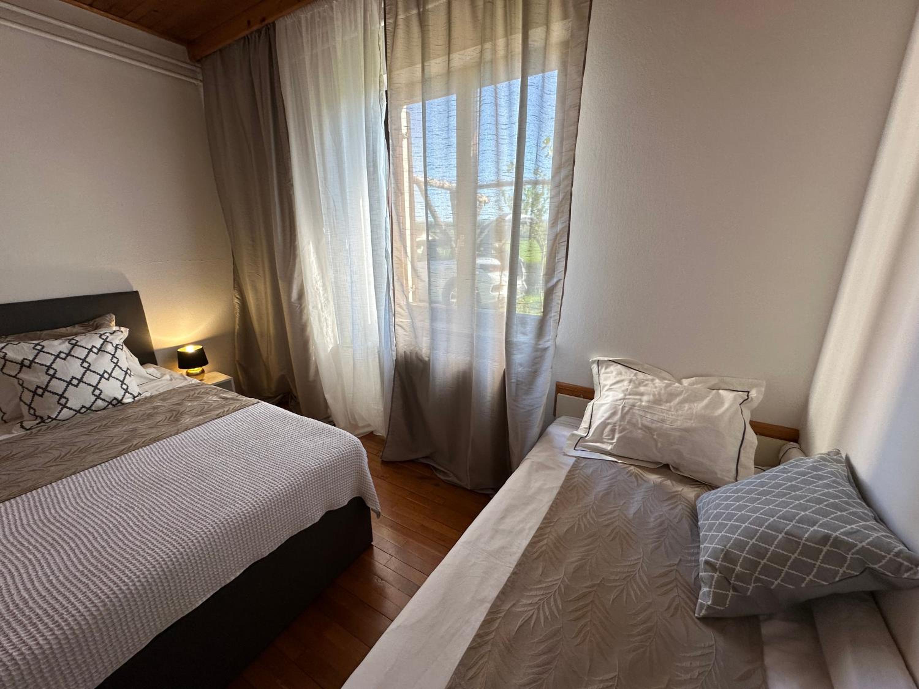 Sunny Hill Apartment