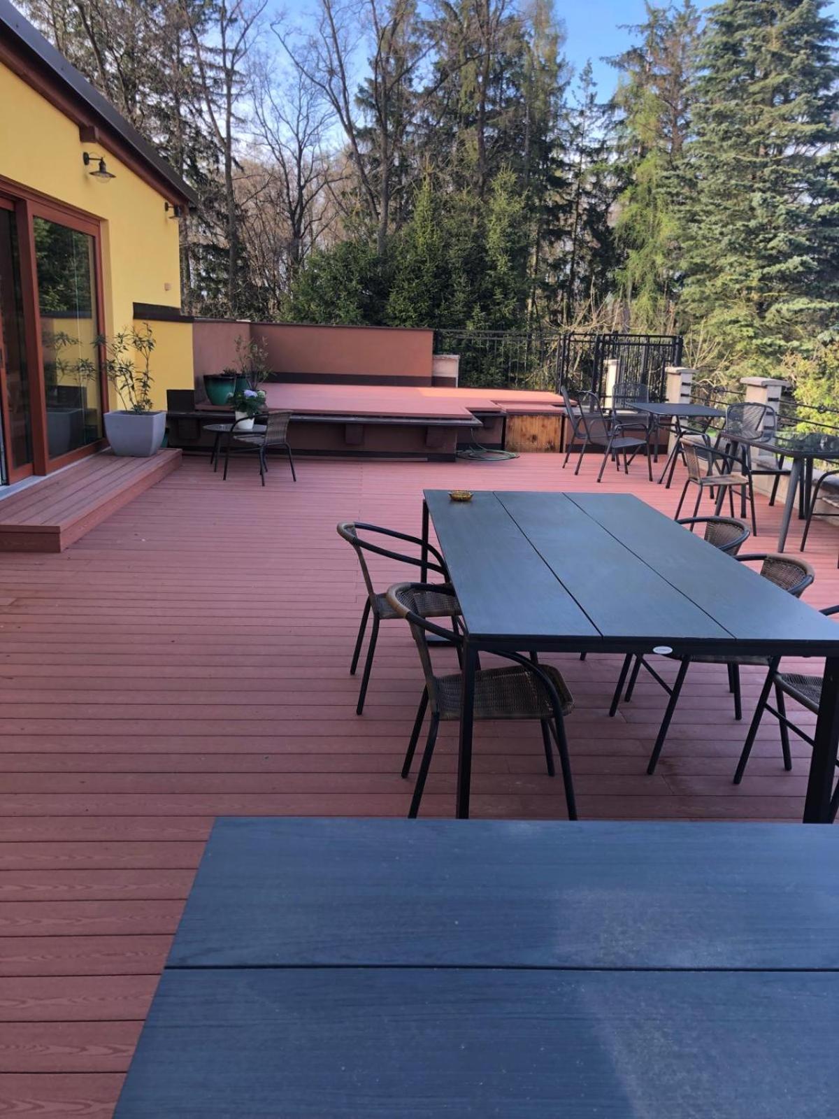 Penzion a restaurace Zlatovláska u zámku Červená Lhota
