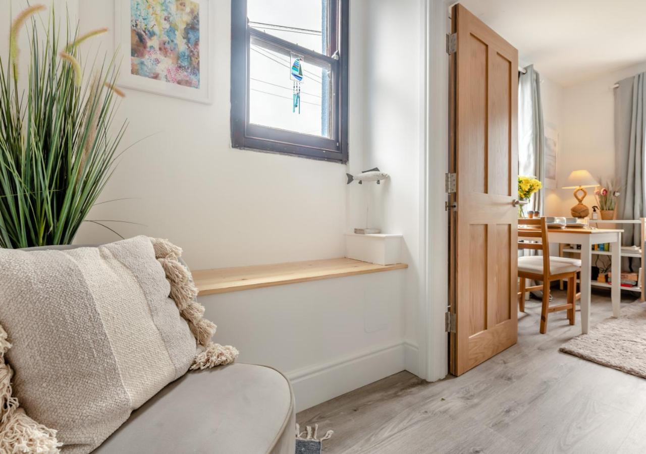 1 Bed in Looe oc-terry