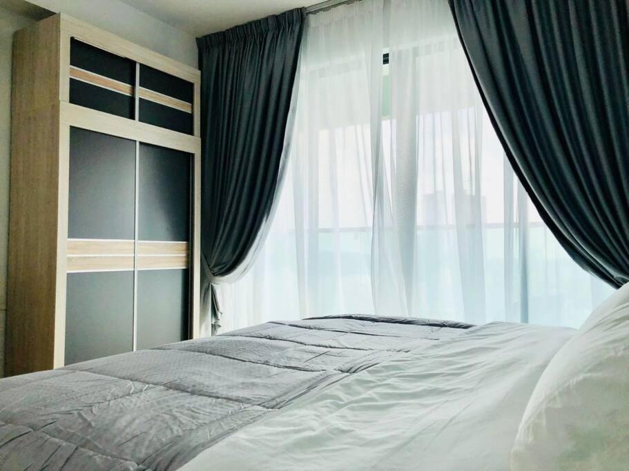 KL2-4pax studio nr KTM&Midvalley