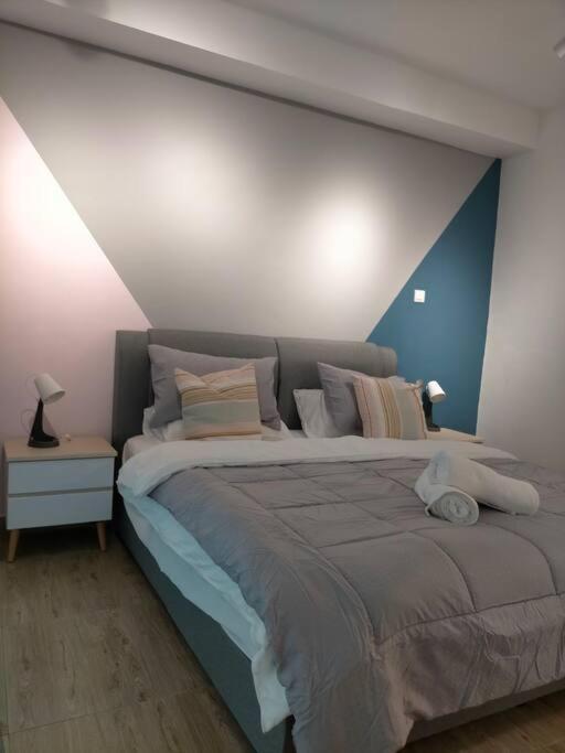 KL2-4pax studio nr KTM&Midvalley