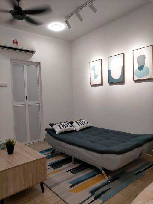 KL2-4pax studio nr KTM&Midvalley