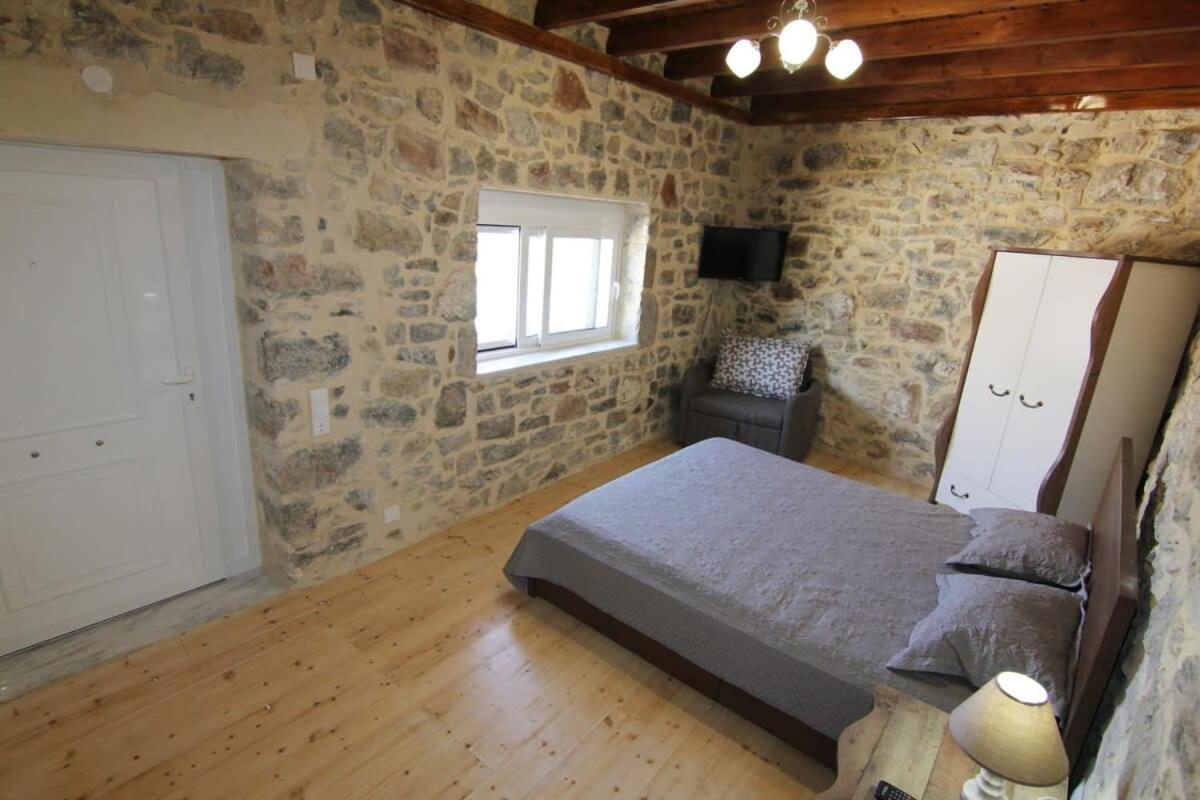Malia Stone Residence - Secluded Cozy Retreat view 2