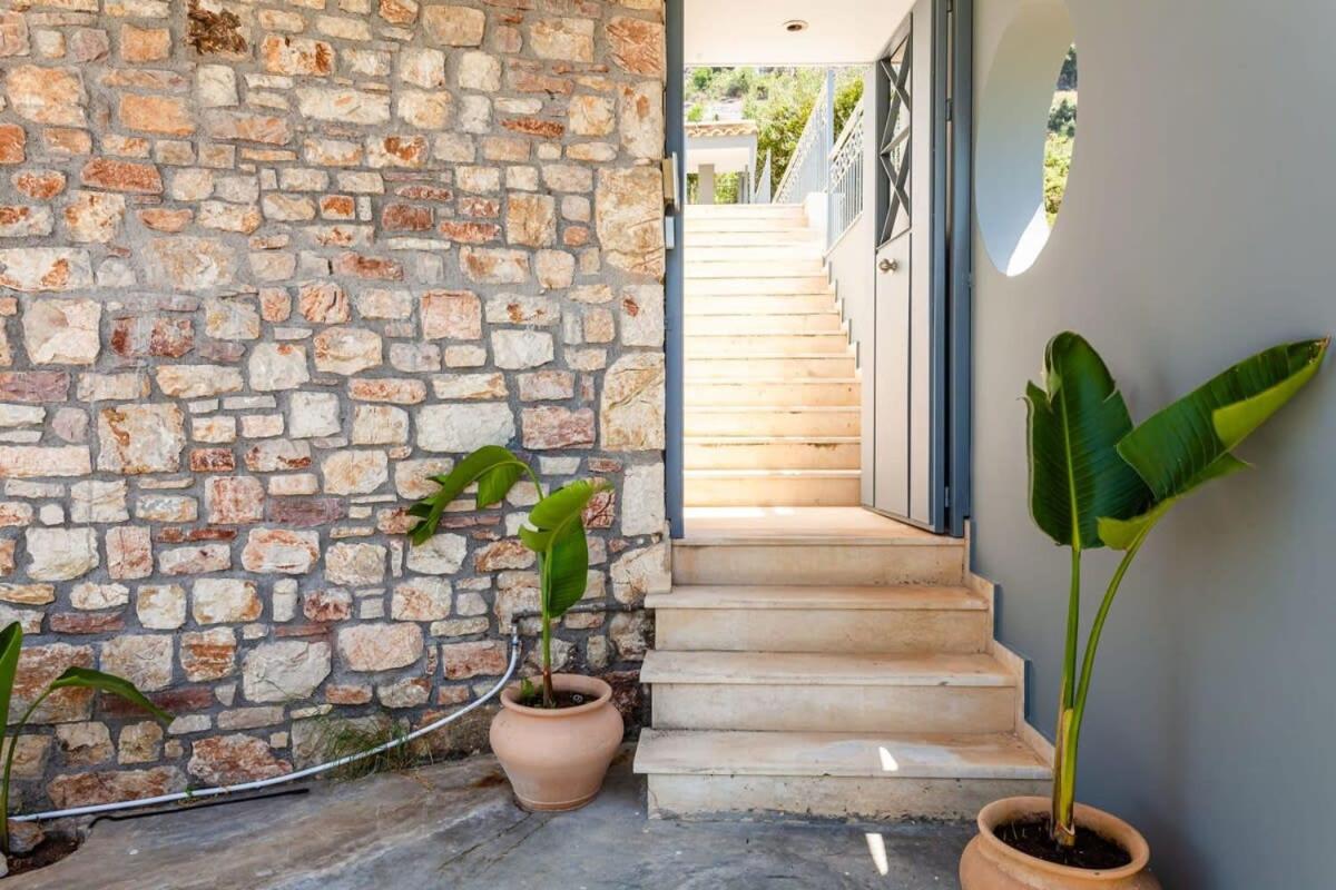 Hotel Aigli Luxury Villa - Seaview Panoramic Retreat - Image 1