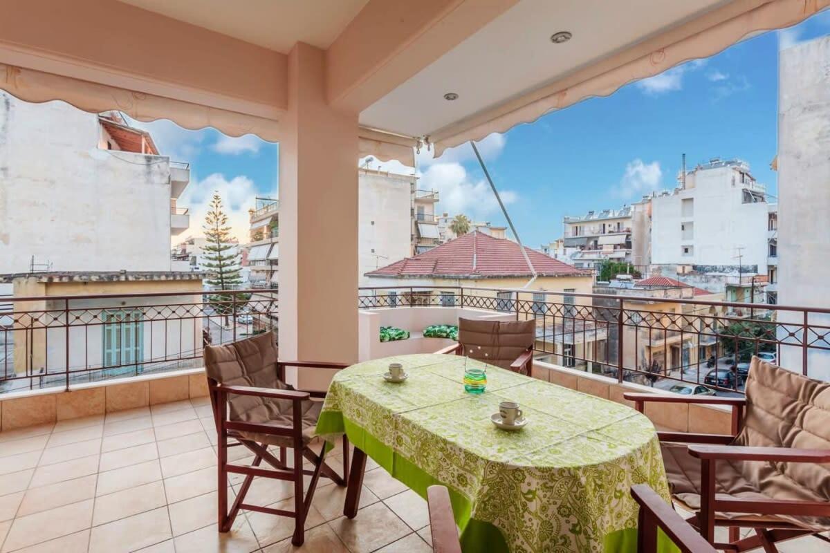 Spacious Urban Haven-Family Home, Perfect location view 3