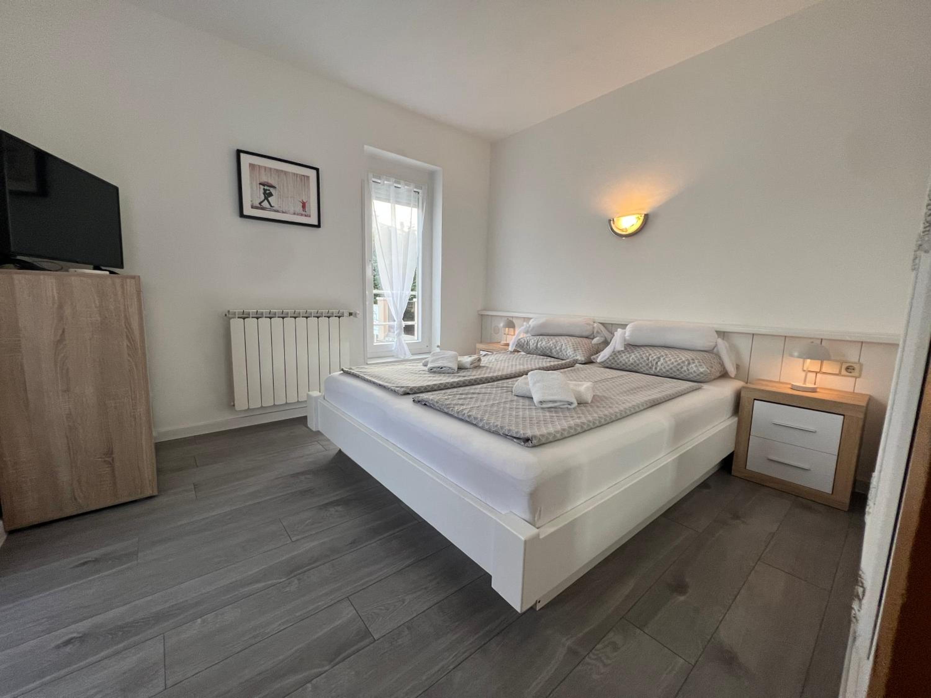 Apartments Antic