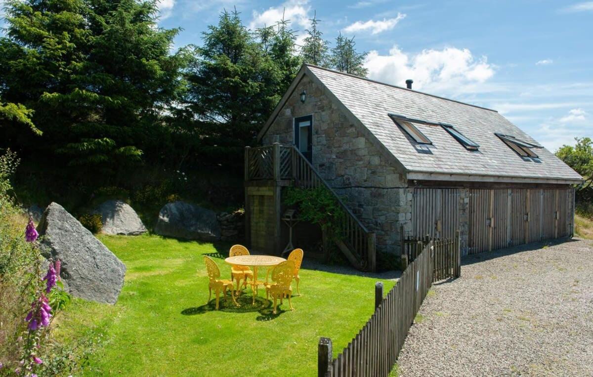 Yelverton Vacations - Dartmoor Barn on North Hessary Tor - Property Image 1
