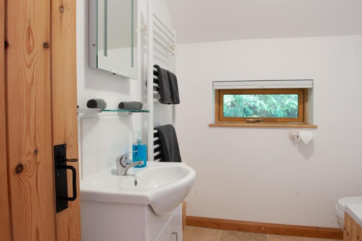 Yelverton Vacations - Dartmoor Barn on North Hessary Tor - Property Image 11