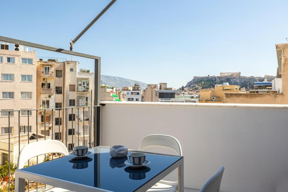Acropolis Cozy Studio Home in the Heart of Athens