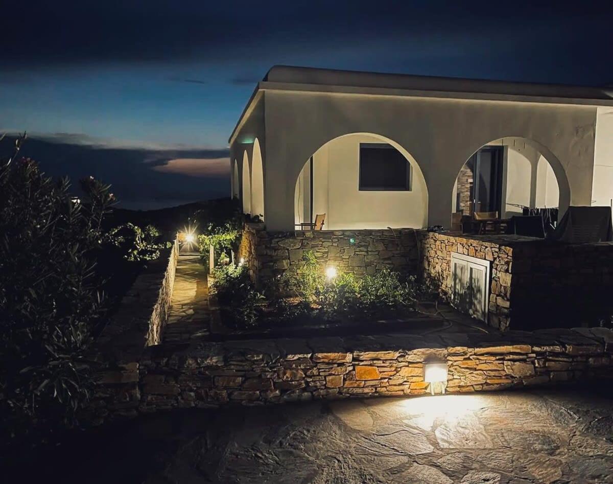 Hotel Folegandros Enchanting Cycladic Home Sunset Views - Image 1