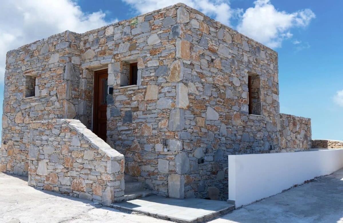 Hotel Folegandros Serenity - Livadaki Summer Hideaway - Image 1