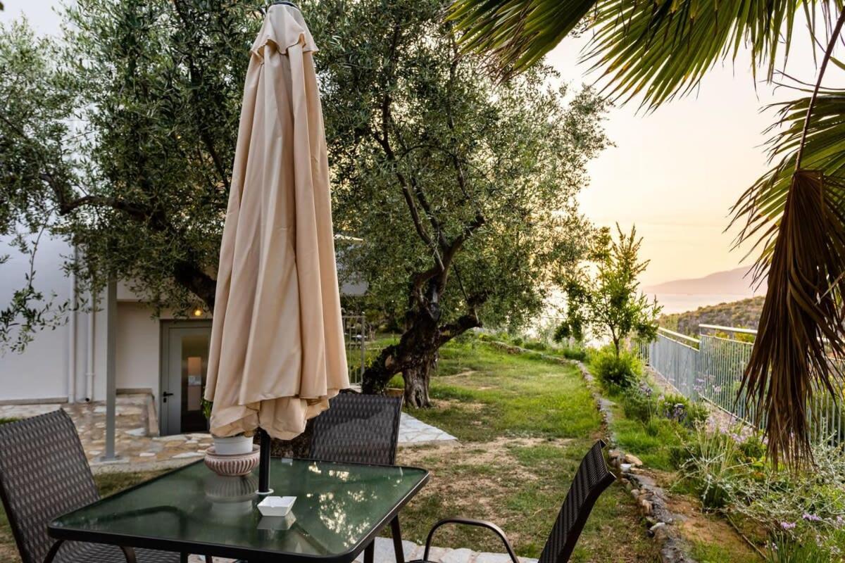Kitries Summer Getaway - Eden Seaside Suite view 4