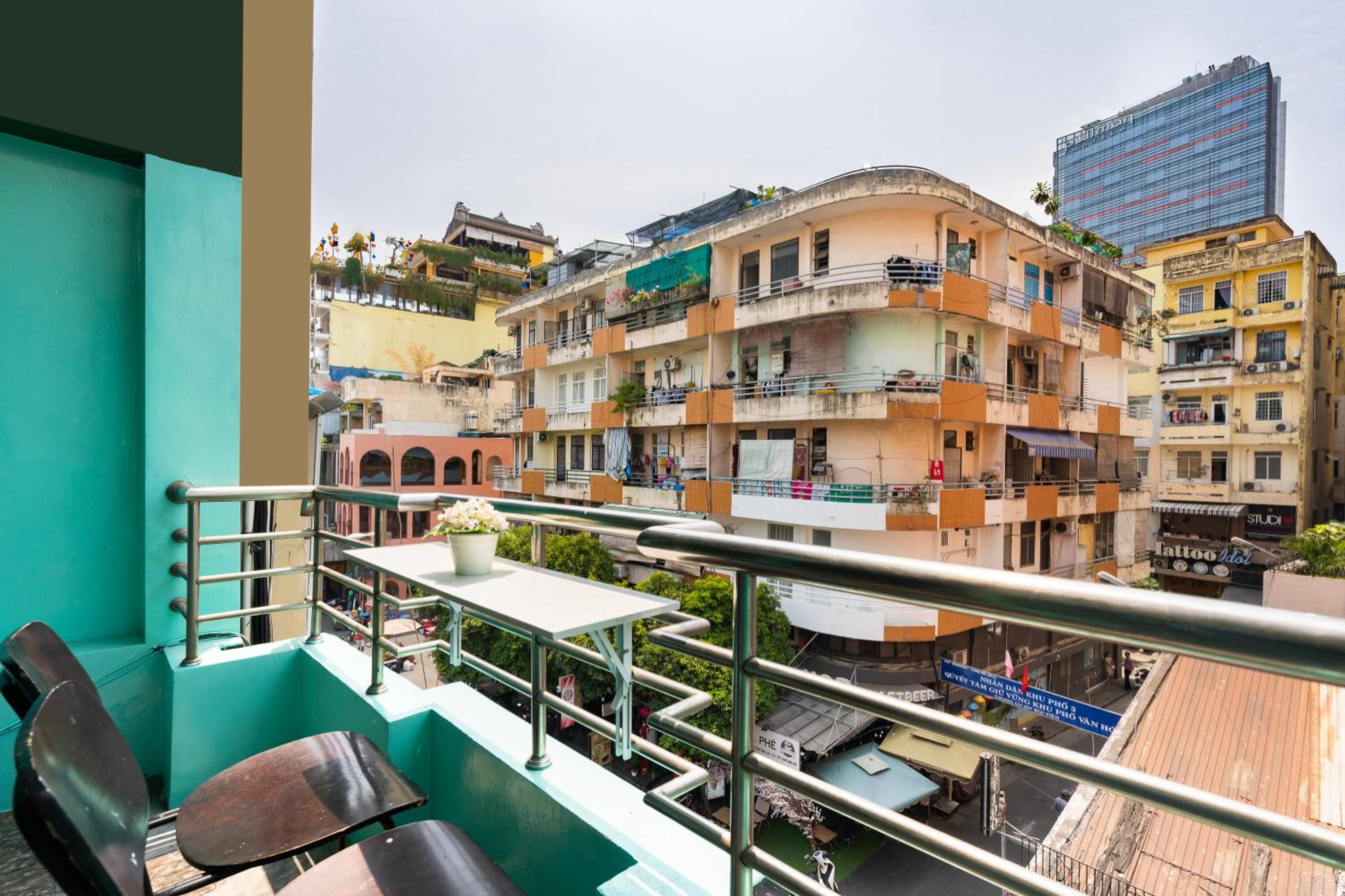 Dorms Bui Vien - Walking street
