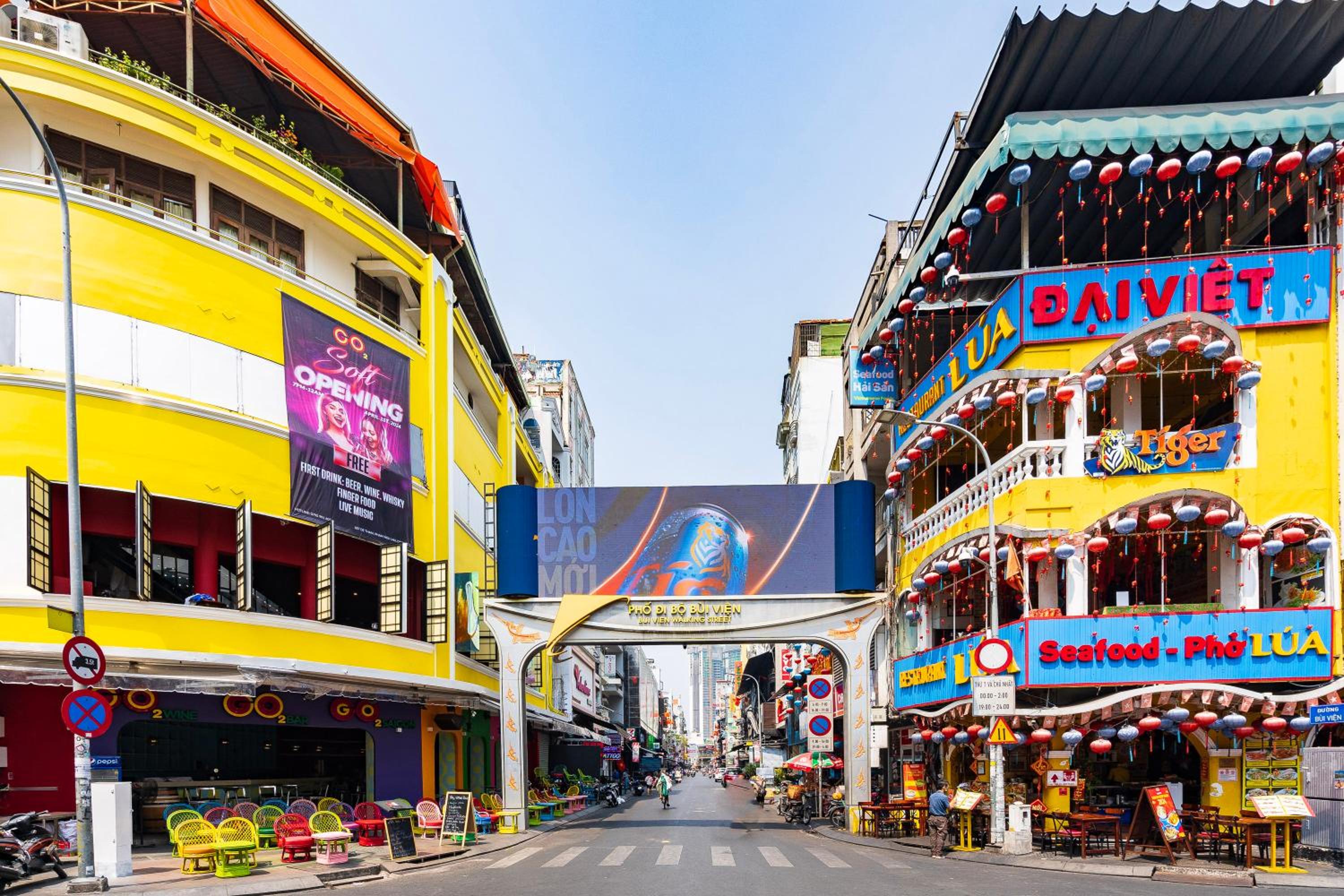 Dorms Bui Vien - Walking street