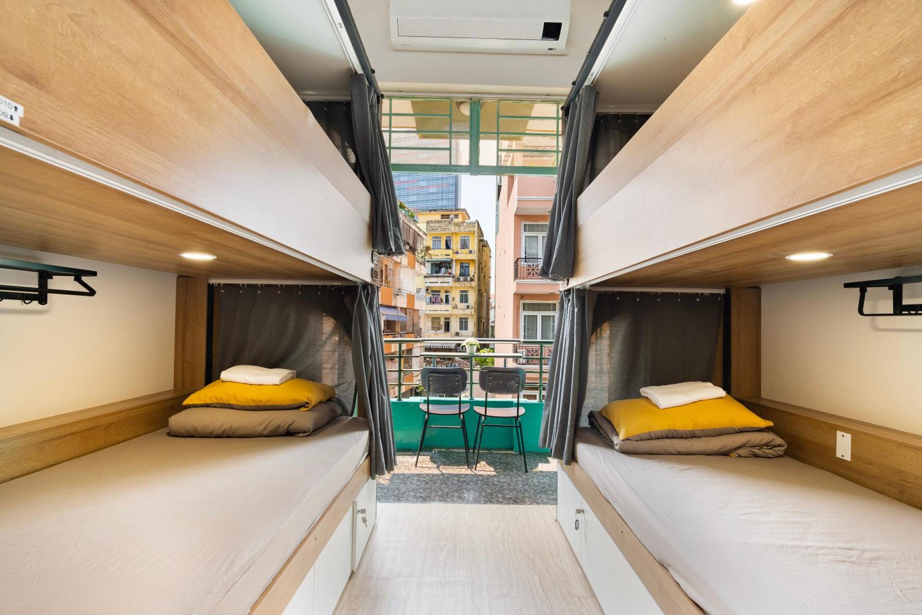 Dorms Bui Vien - Walking street