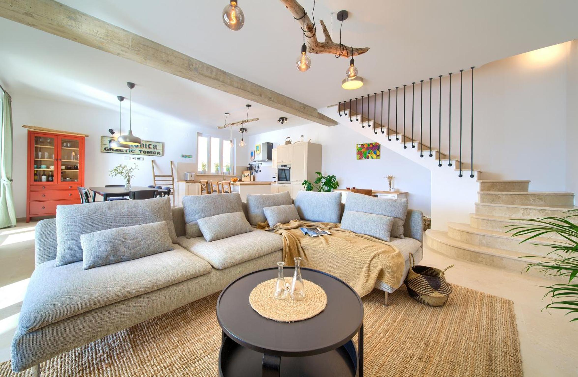 Villa BEACHFRONT