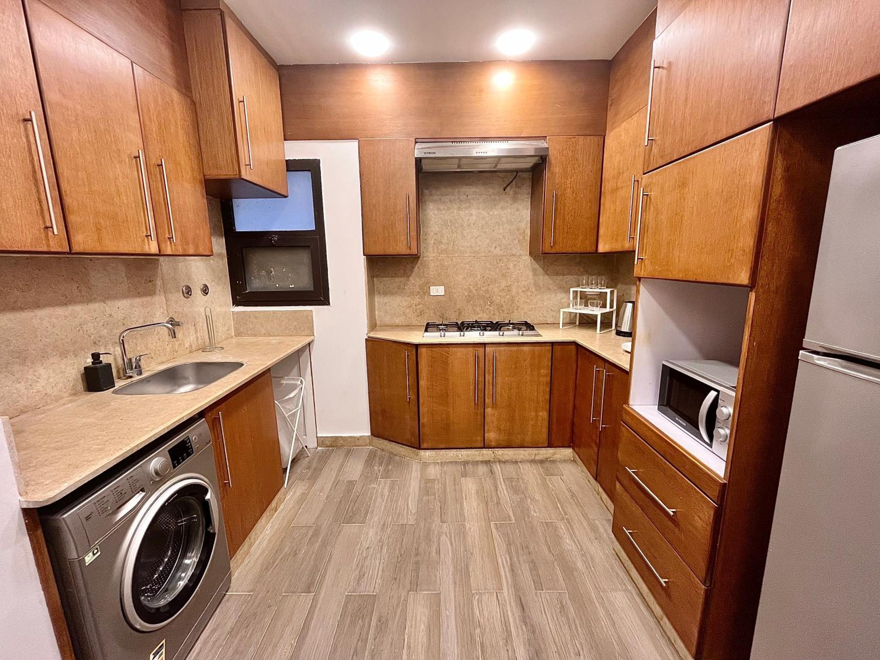 Boho Westown Apartment with Garden Families only