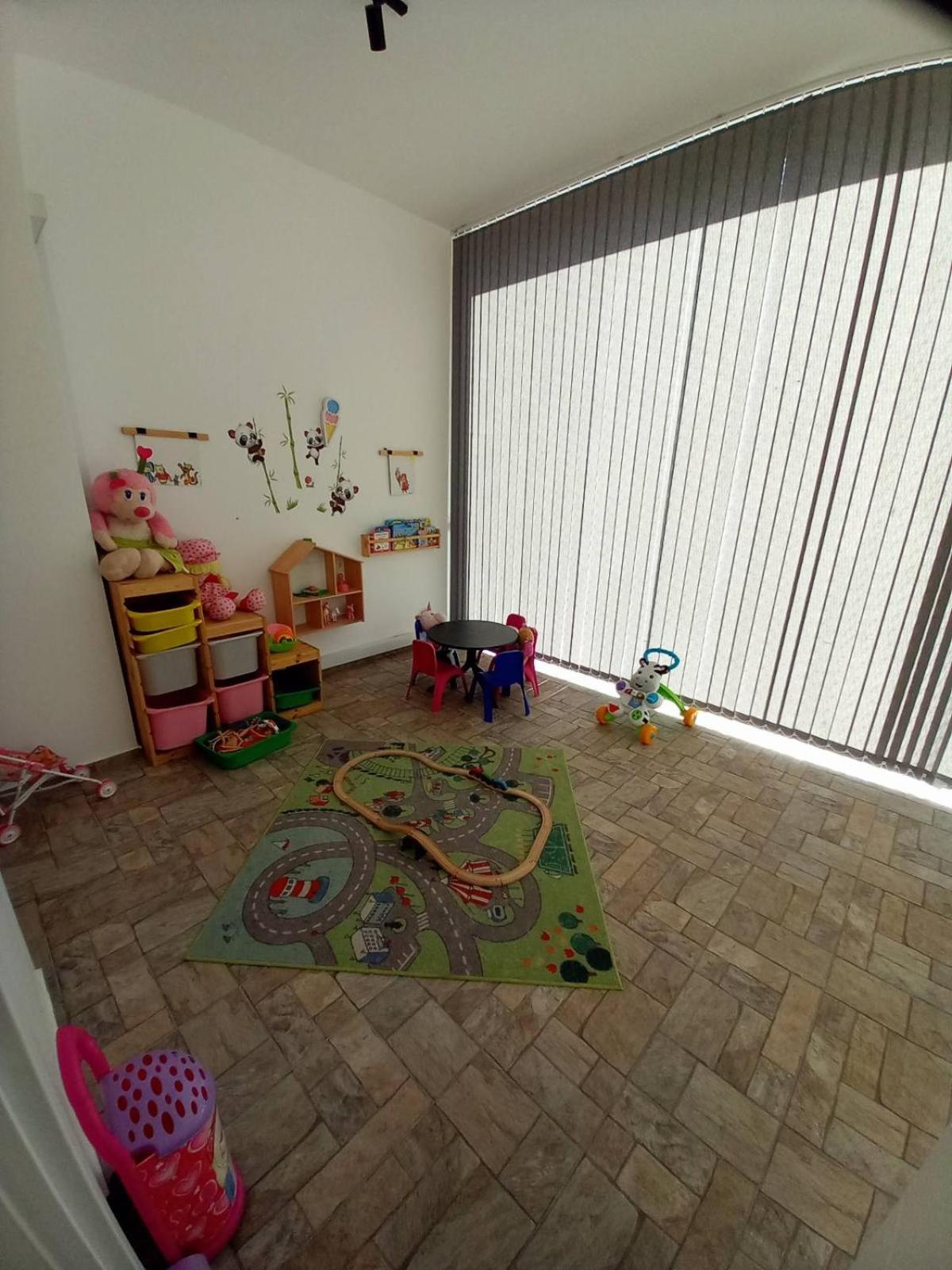 Luxury Apartment two bedrooms Paul Sеzanne
