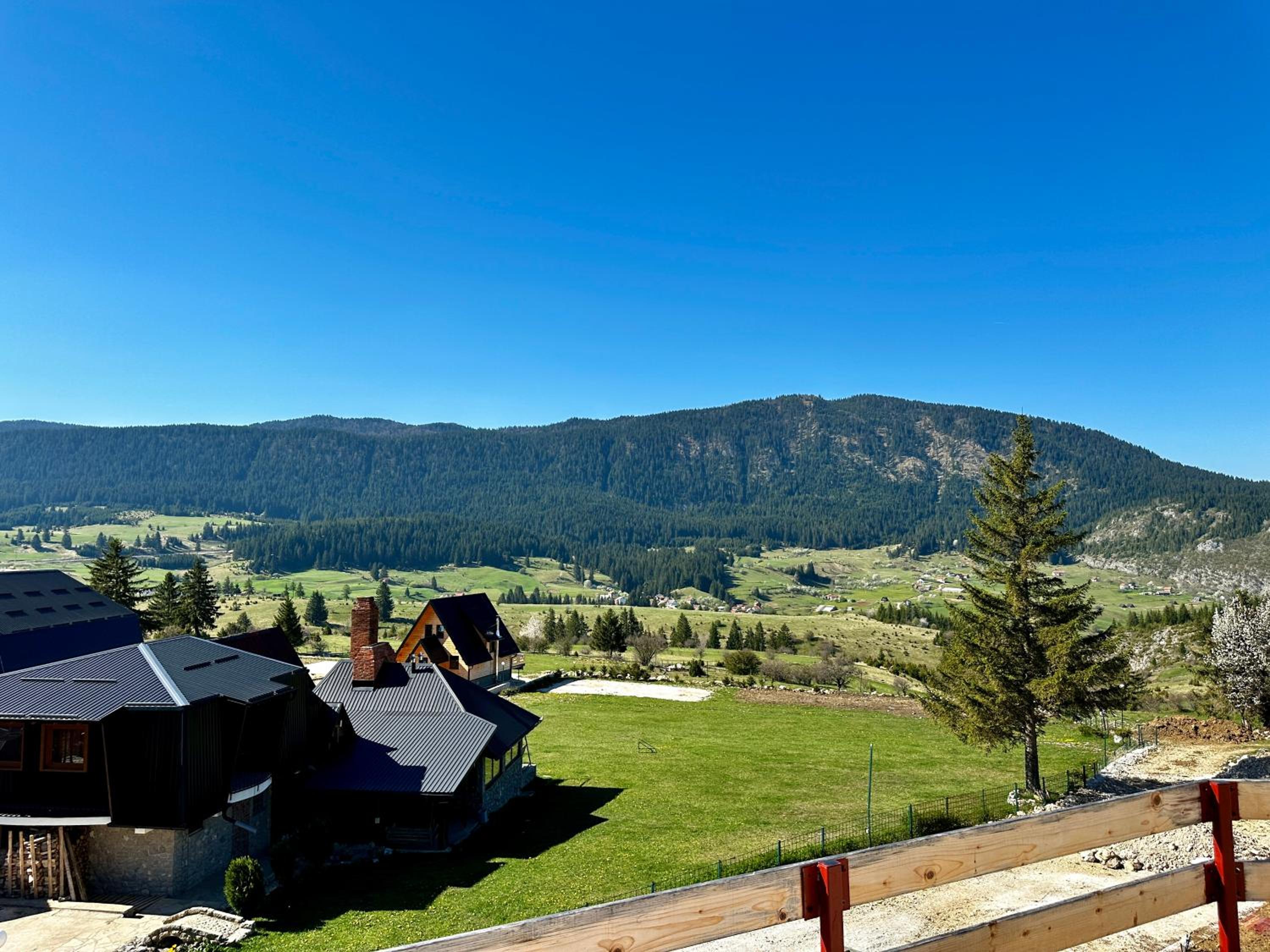 Vlasic Odmor - Villa Wellnes & spa view 4