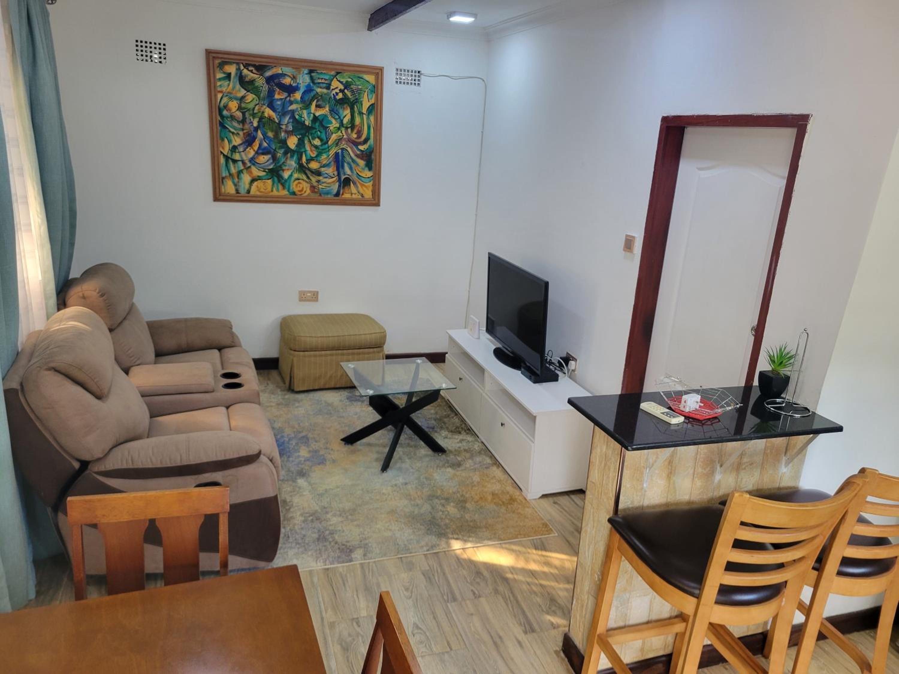 Sable Suites B1, 1 Bed Apartments in Kabulonga view 4