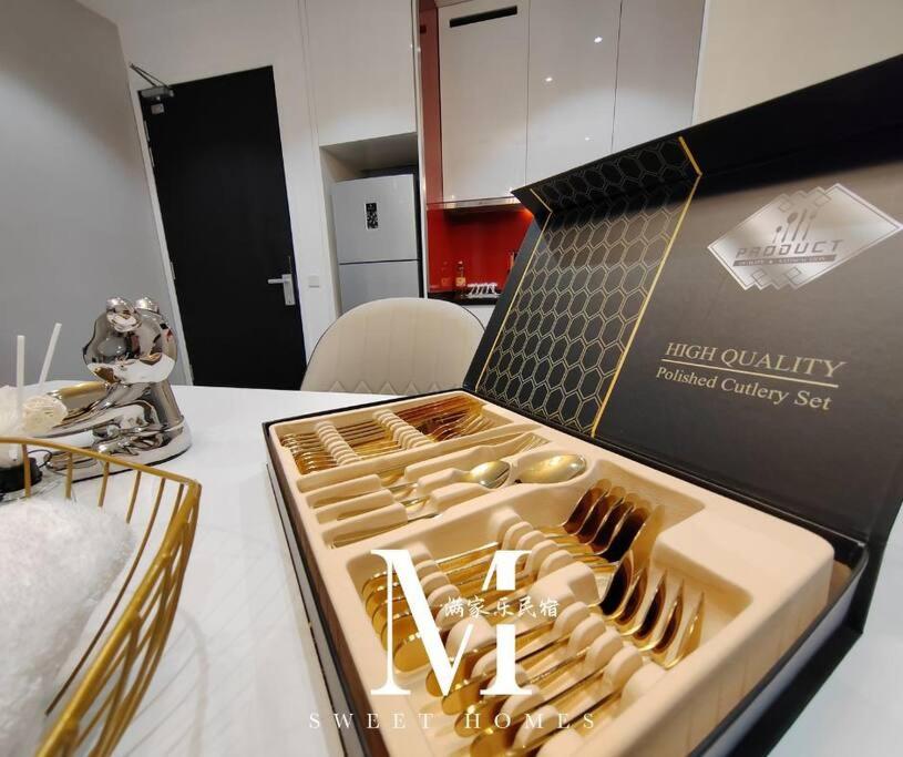 Arcoris Mont Kiara 16#Sunway 163# Executive Suite 1 Bedroom Balcony 1-2Pax