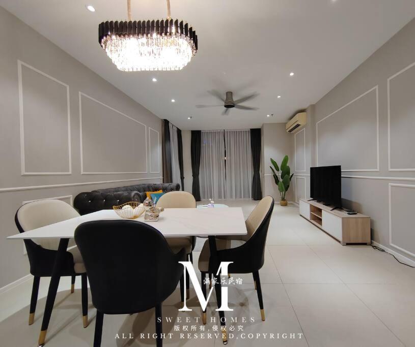 Arcoris Mont Kiara 16#Sunway 163# Executive Suite 1 Bedroom Balcony 1-2Pax