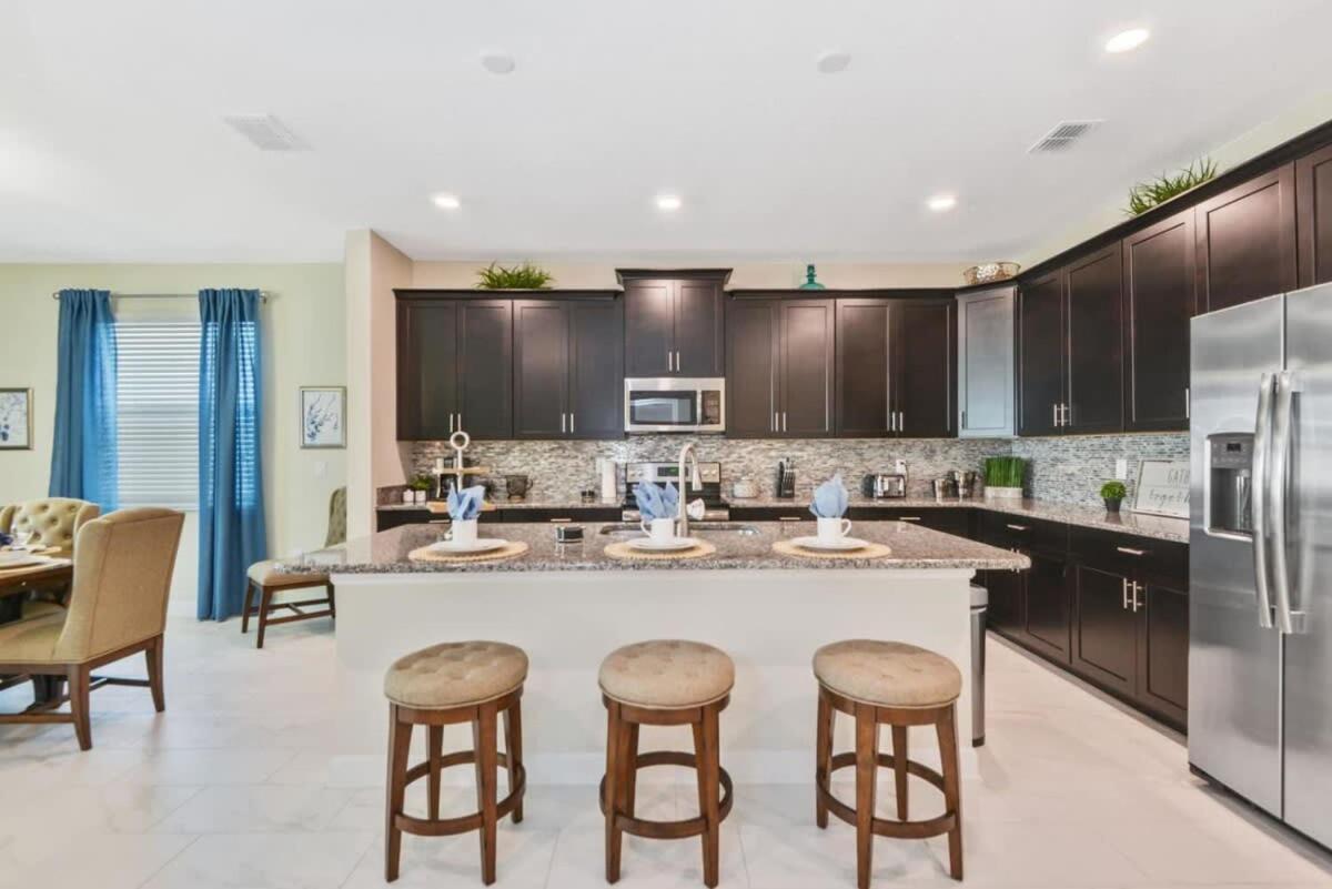 Amazing Pool Home with Spa and Game Room-1588TL view 4