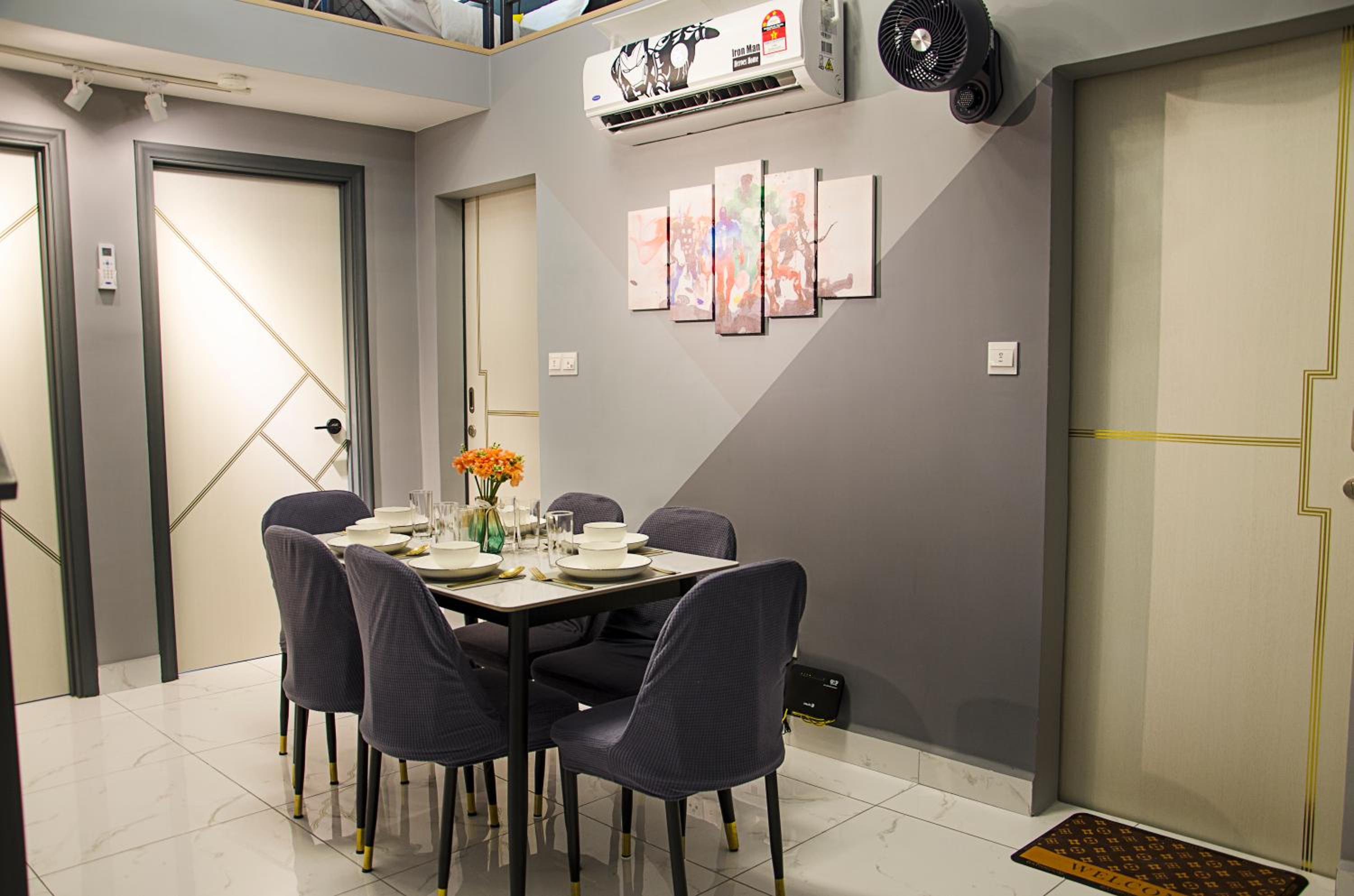 Heroes Home 8pax Duplex/MRT 8Min / City Center