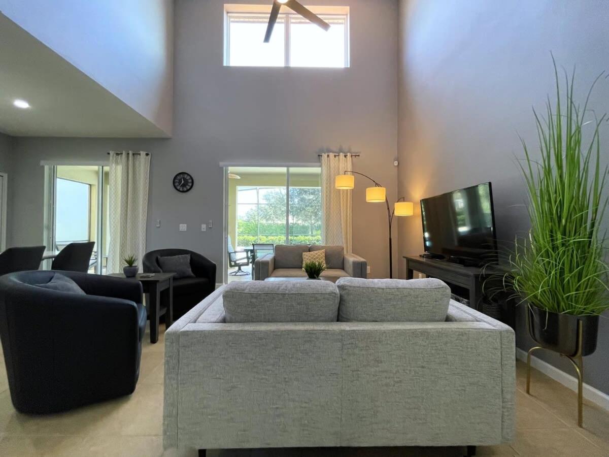 Beautiful 6 Bd Pool Spa Gm Solterra Resort-4396AC view 3
