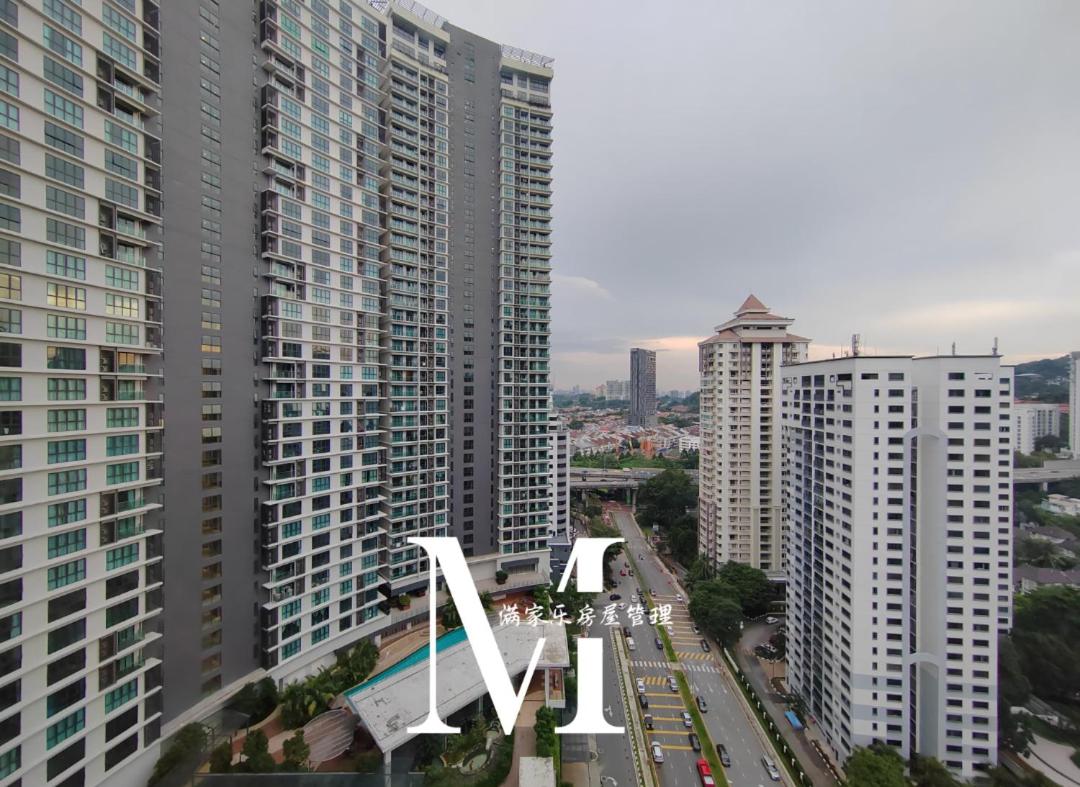 Arcoris Mont Kiara 2# Sunway 163# 2-Bedroom with balcony 2-4Pax
