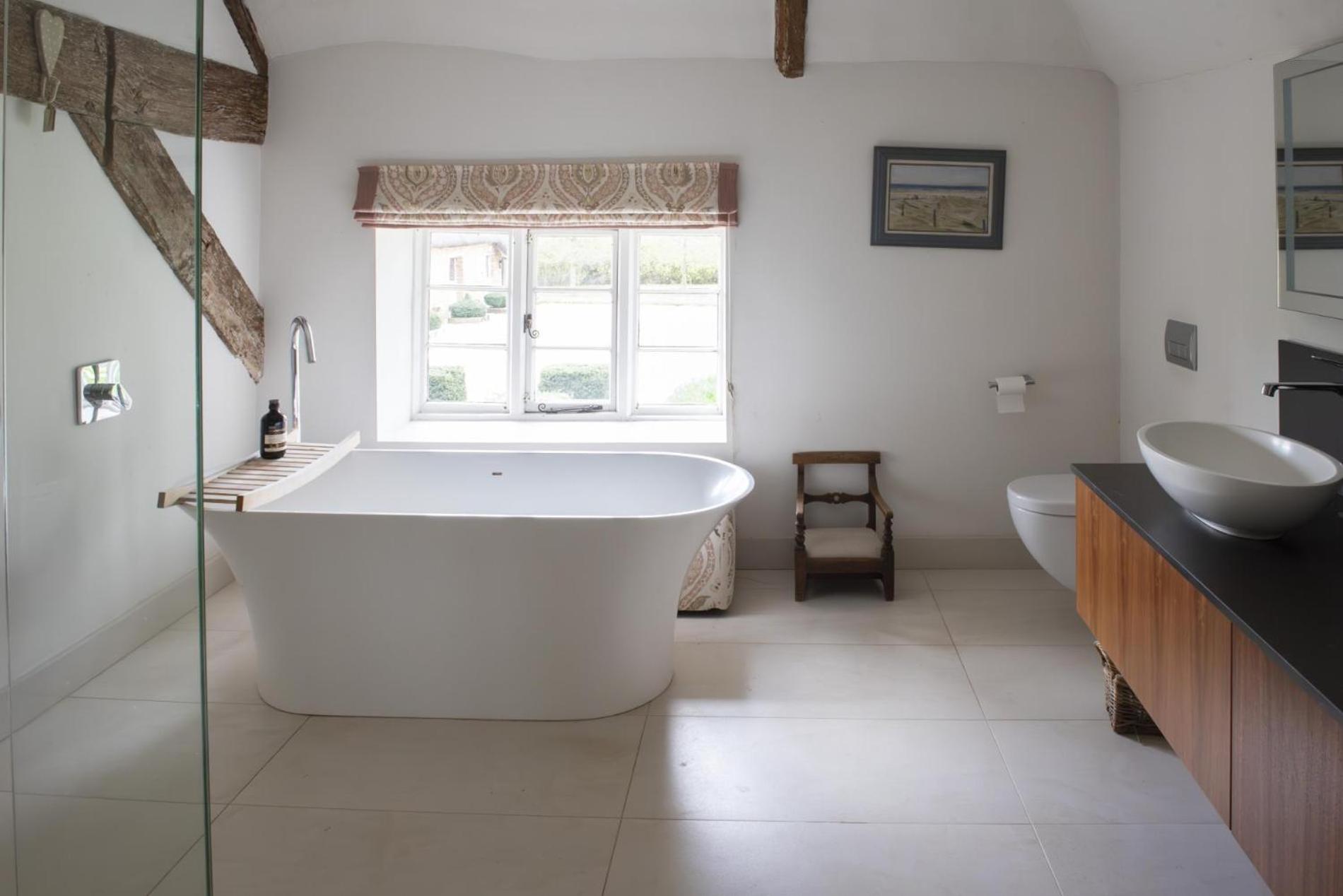 Fabulous Farmhouse in Hampshire