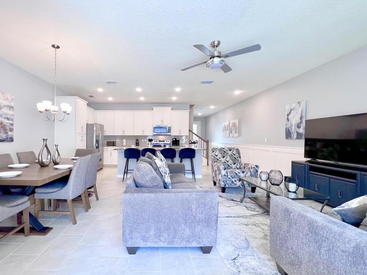 Beautiful Town Home with Splash Pool-1648TPC view 4